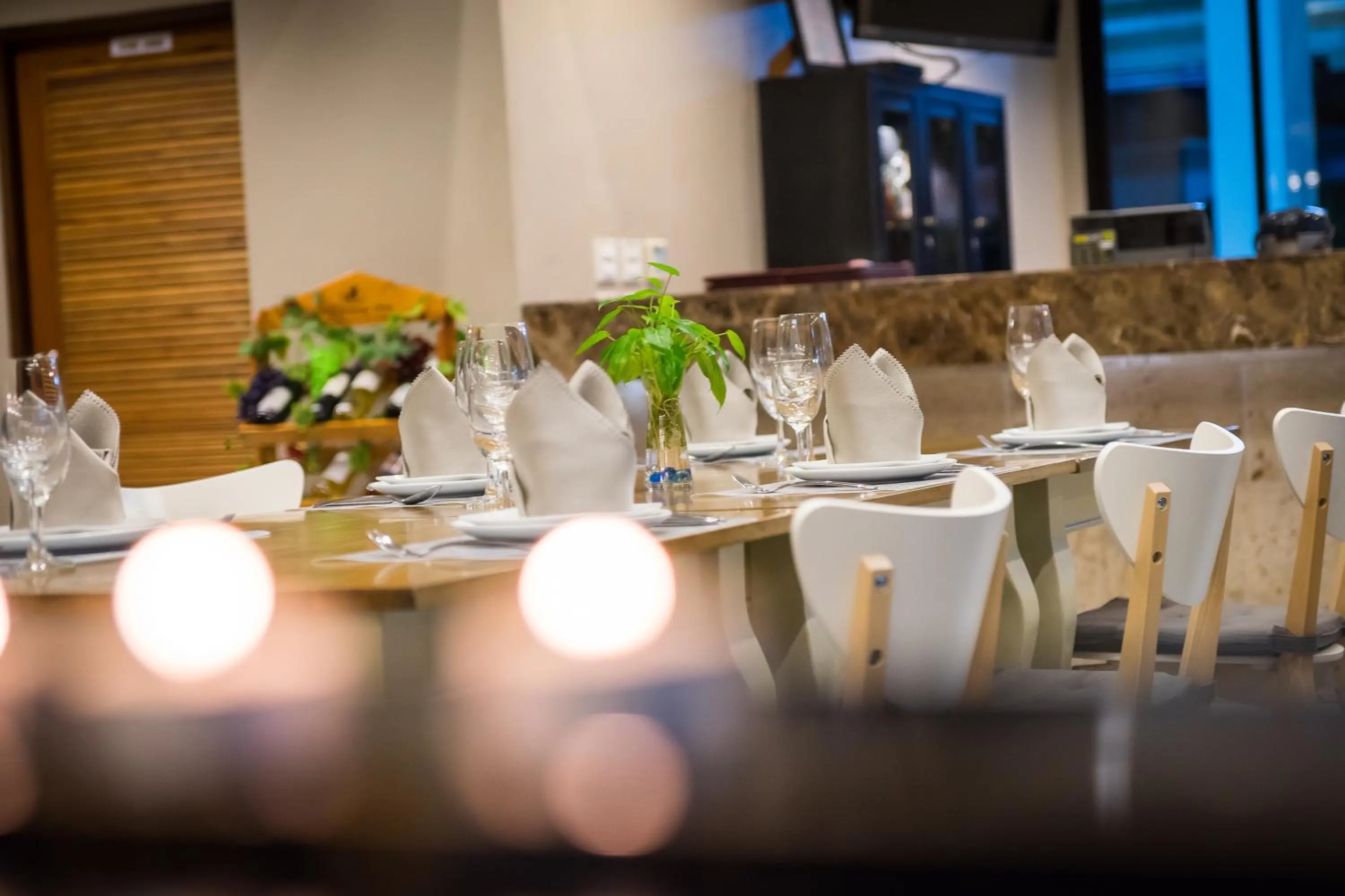 Restaurant/places to eat in Sea Me Spring Hotel