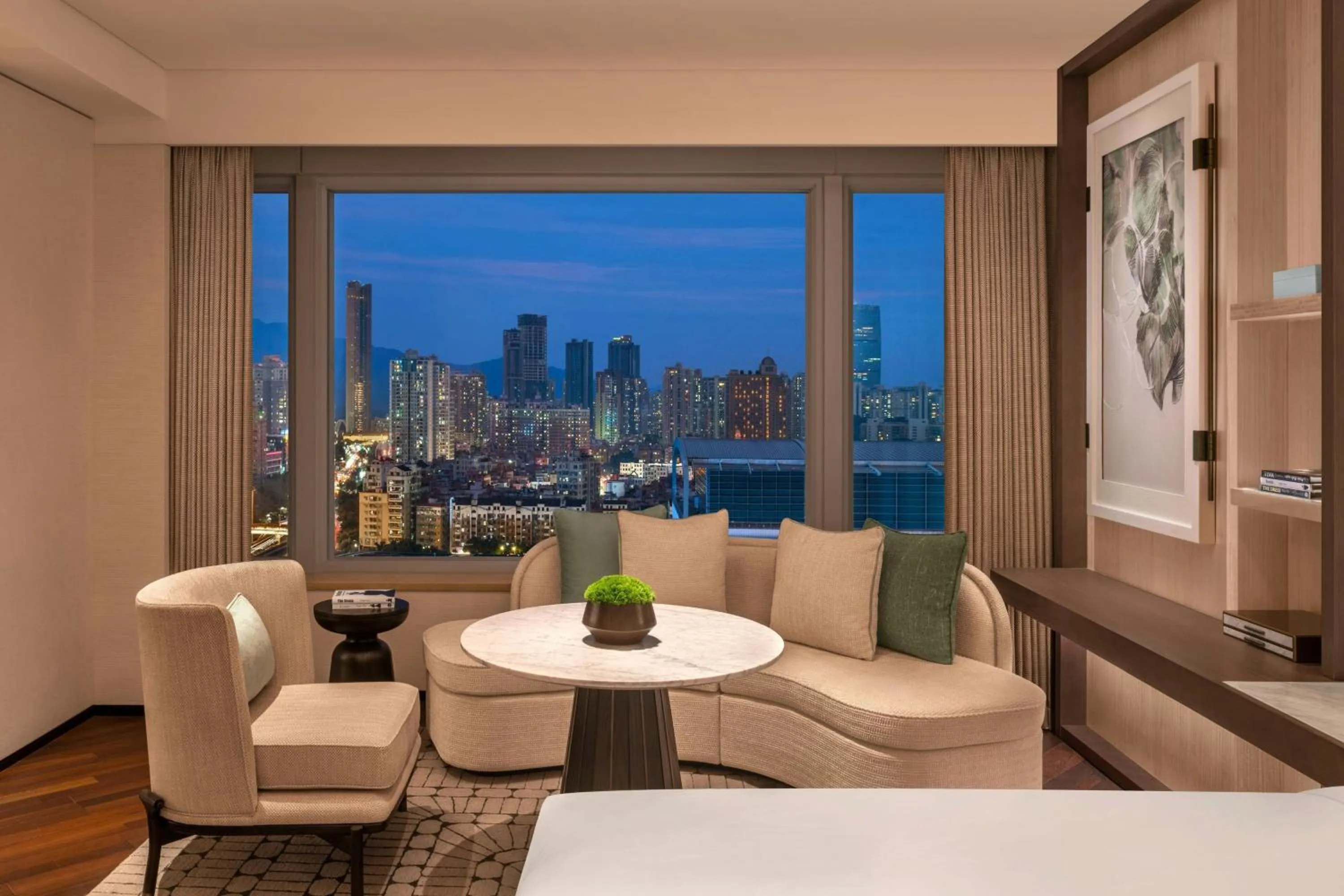 Photo of the whole room in The Ritz-Carlton, Shenzhen