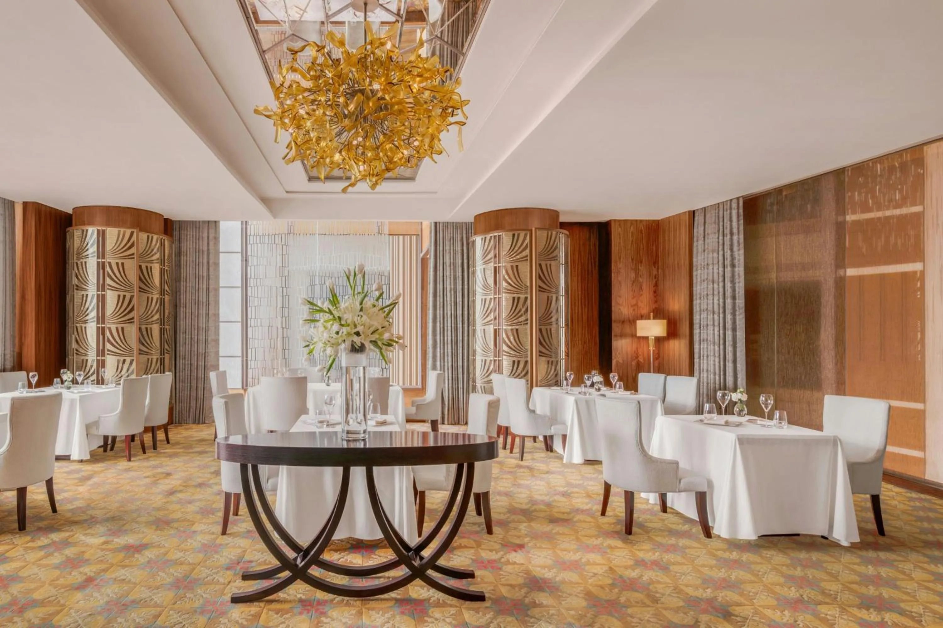 Restaurant/places to eat in The Ritz-Carlton, Shenzhen