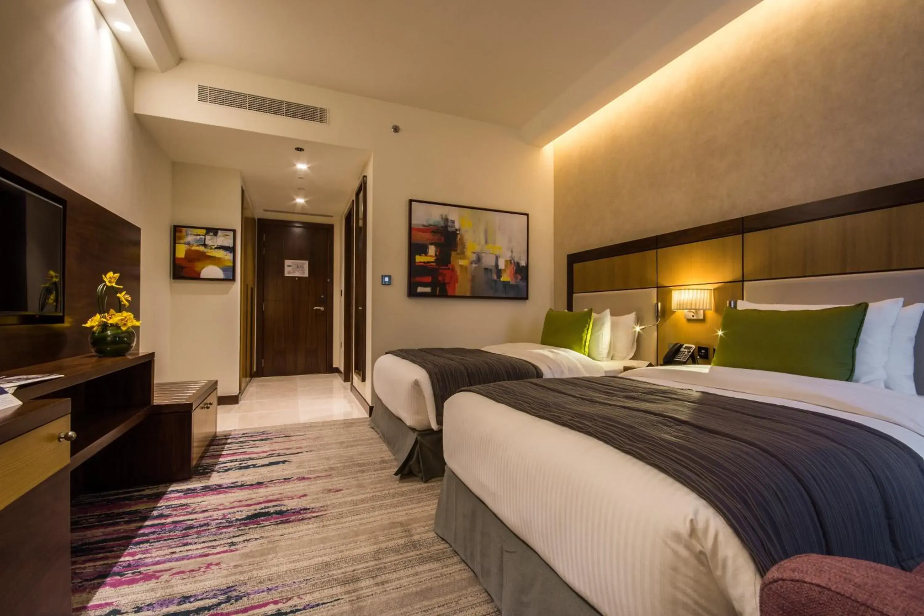 Deluxe Twin Room (Free transfers to the beach and selected malls & 20% discount on F&B & Spa) in Golden Tulip Media Hotel Deluxe Twin Room (Free transfers to the beach and selected malls & 20% discount on F&B & Spa) in Golden Tulip Media Hotel