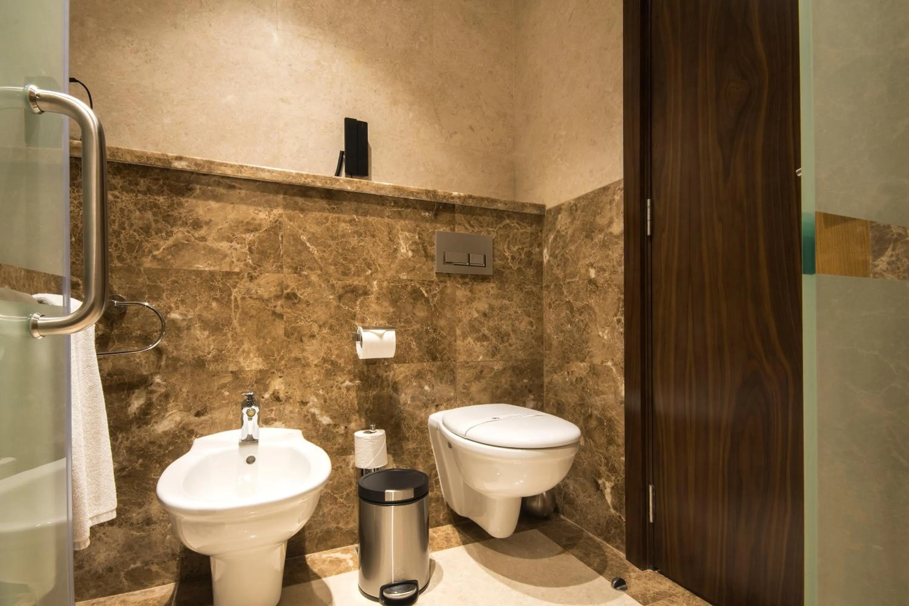 Bathroom in Golden Tulip Media Hotel