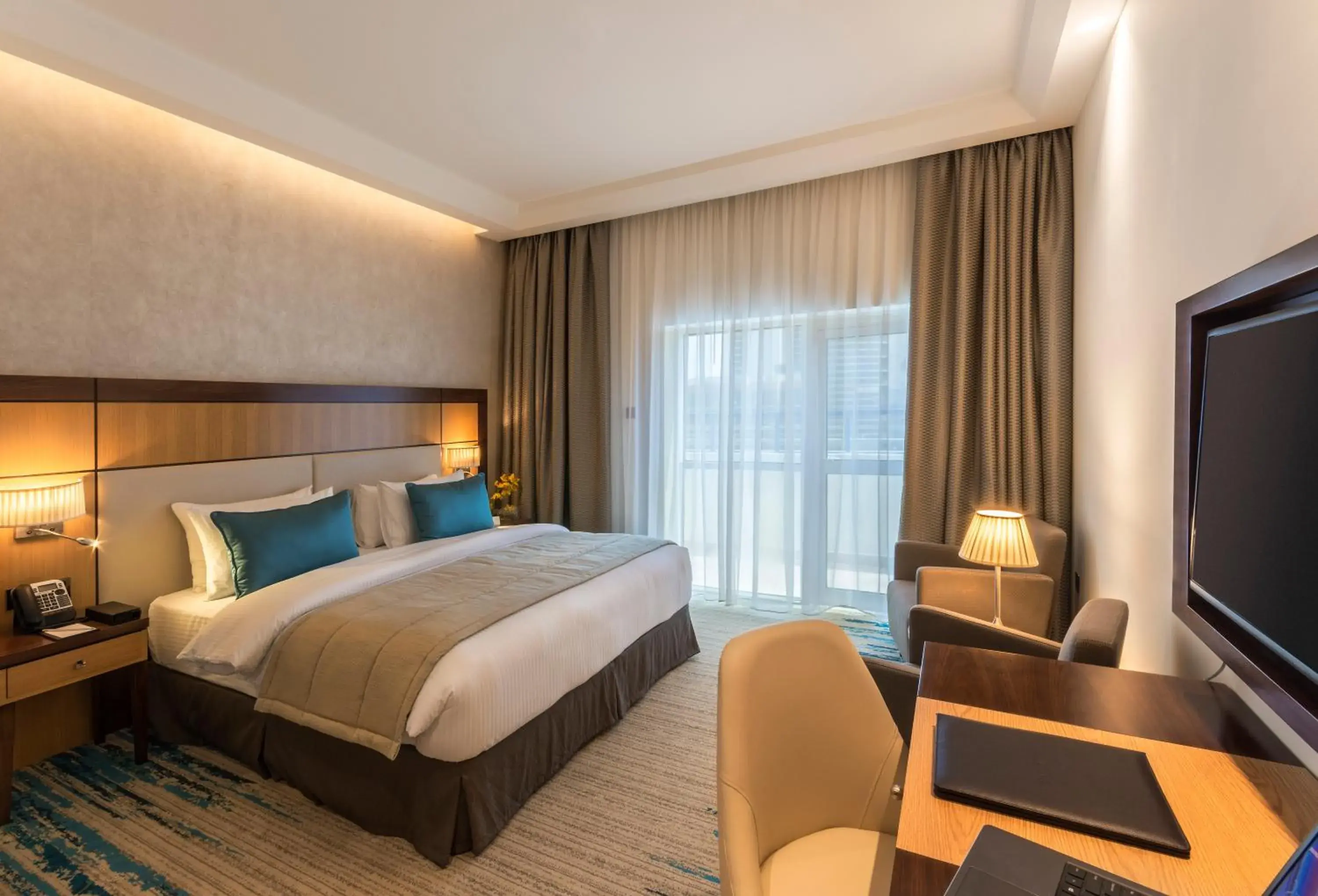 Deluxe King Room (Free transfers to the beach and selected malls & 20% discount on F&B & Spa) in Golden Tulip Media Hotel Deluxe King Room (Free transfers to the beach and selected malls & 20% discount on F&B & Spa) in Golden Tulip Media Hotel