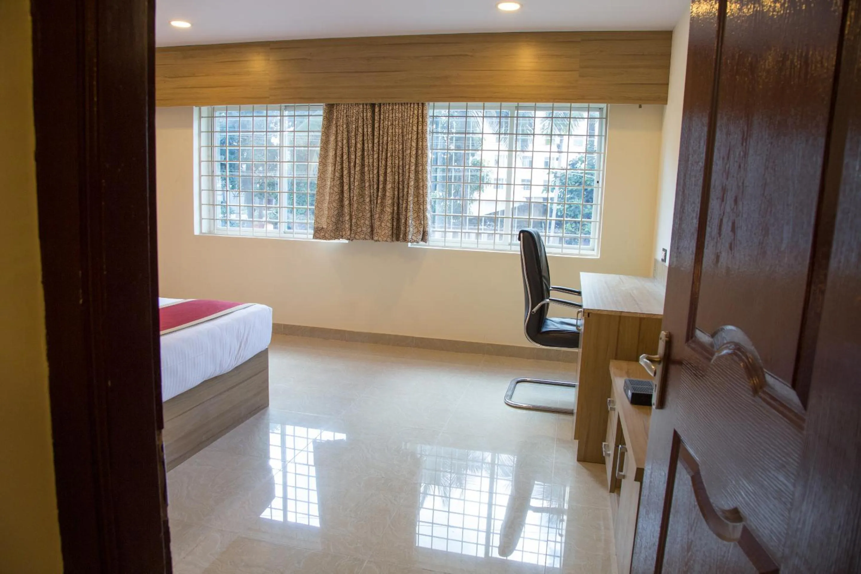 Bedroom, Bed in Hotel Blue Bell