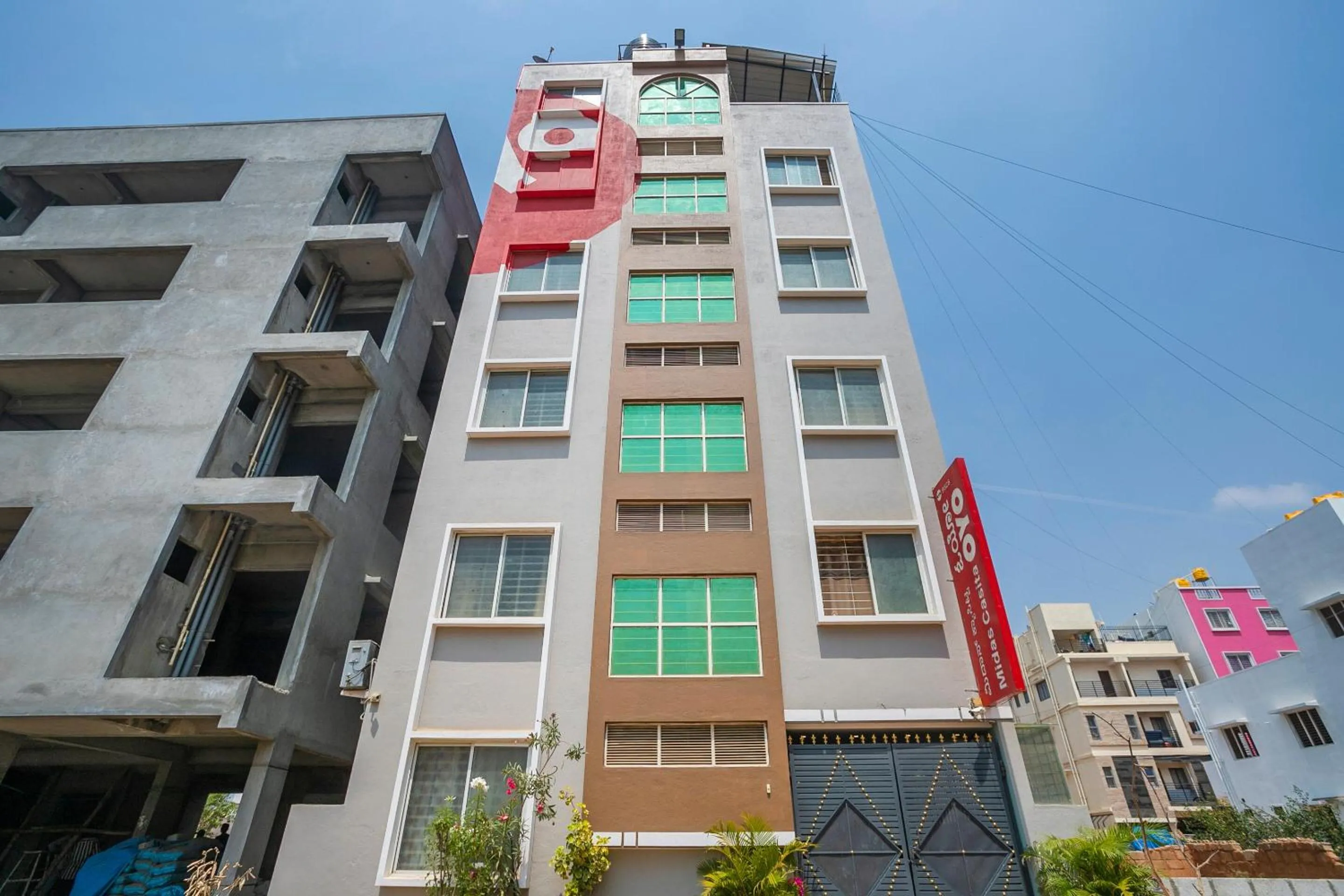 Facade/entrance in Hotel O Midas Casita