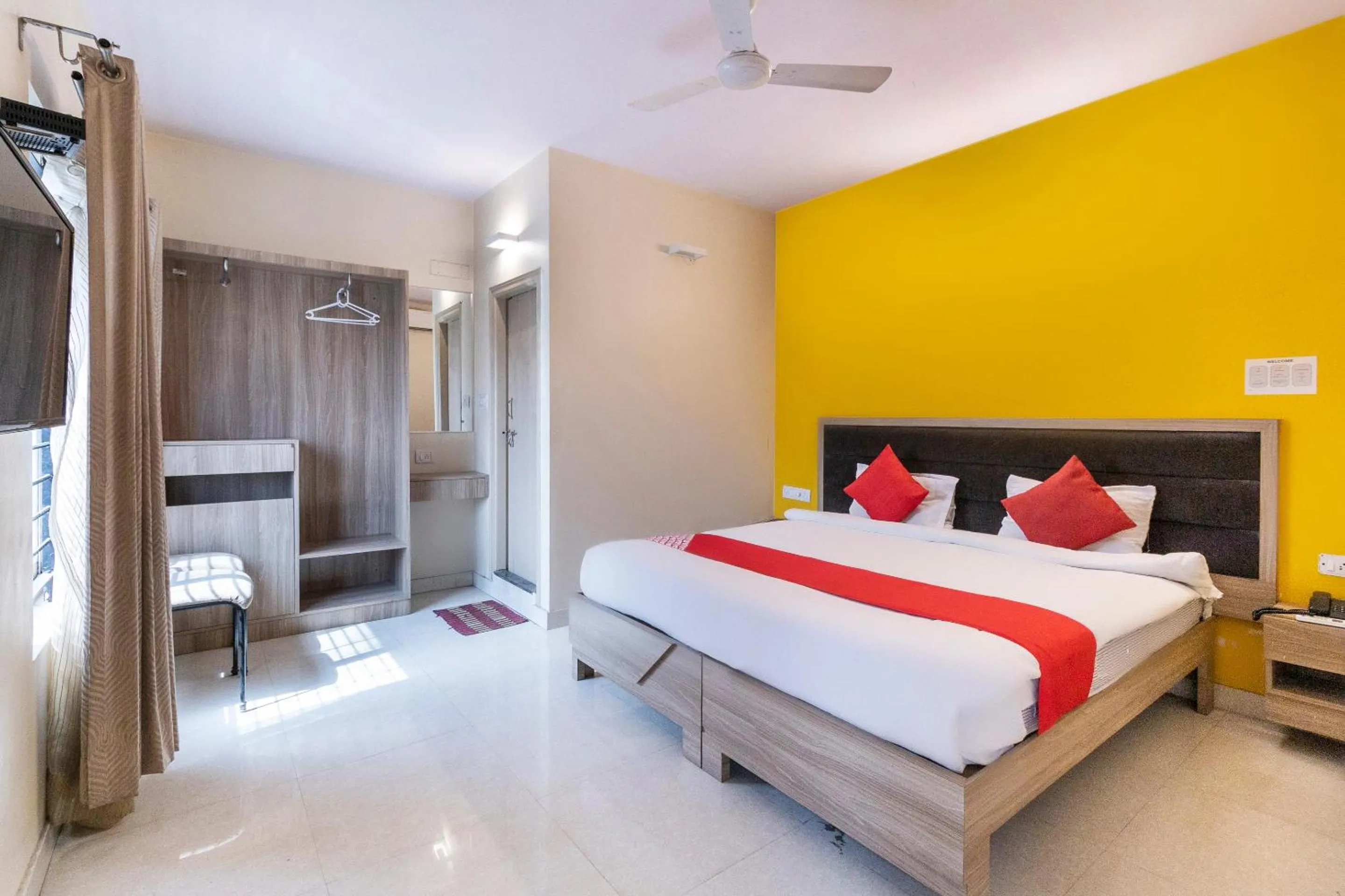 Bedroom, Bed in OYO 9605 Hotel Golden Inn