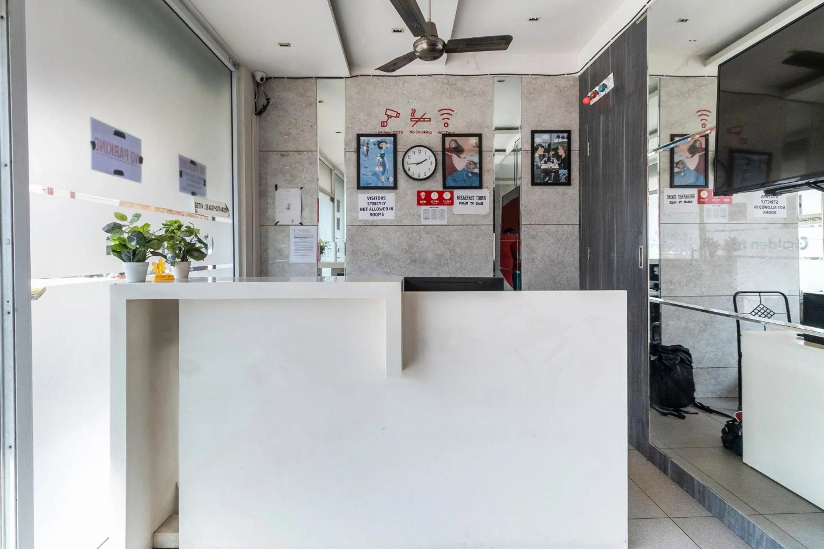 Lobby or reception in Hotel O Platinum Inn