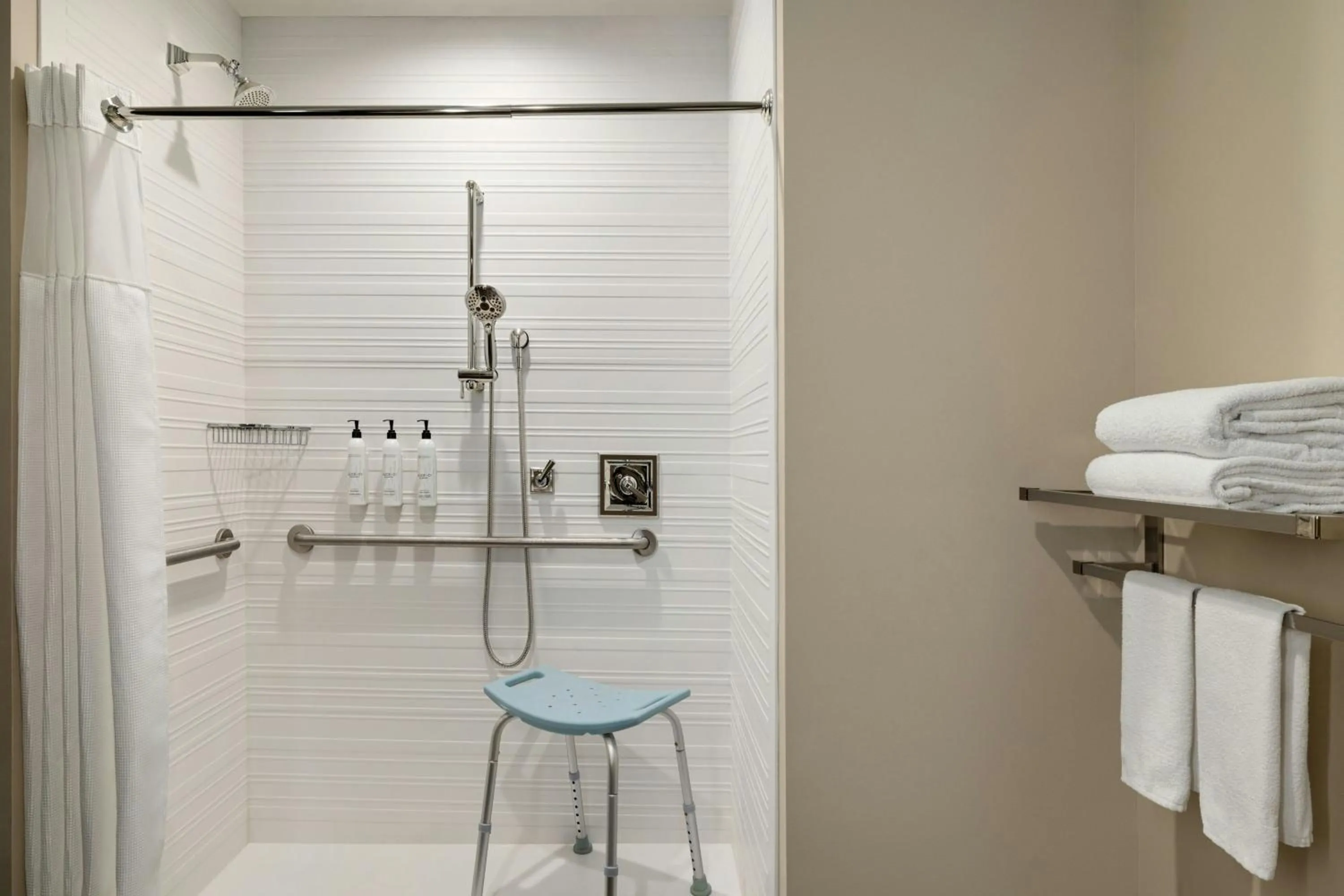 Bathroom in Fairfield Inn & Suites by Marriott New Orleans Downtown/French Quarter Area