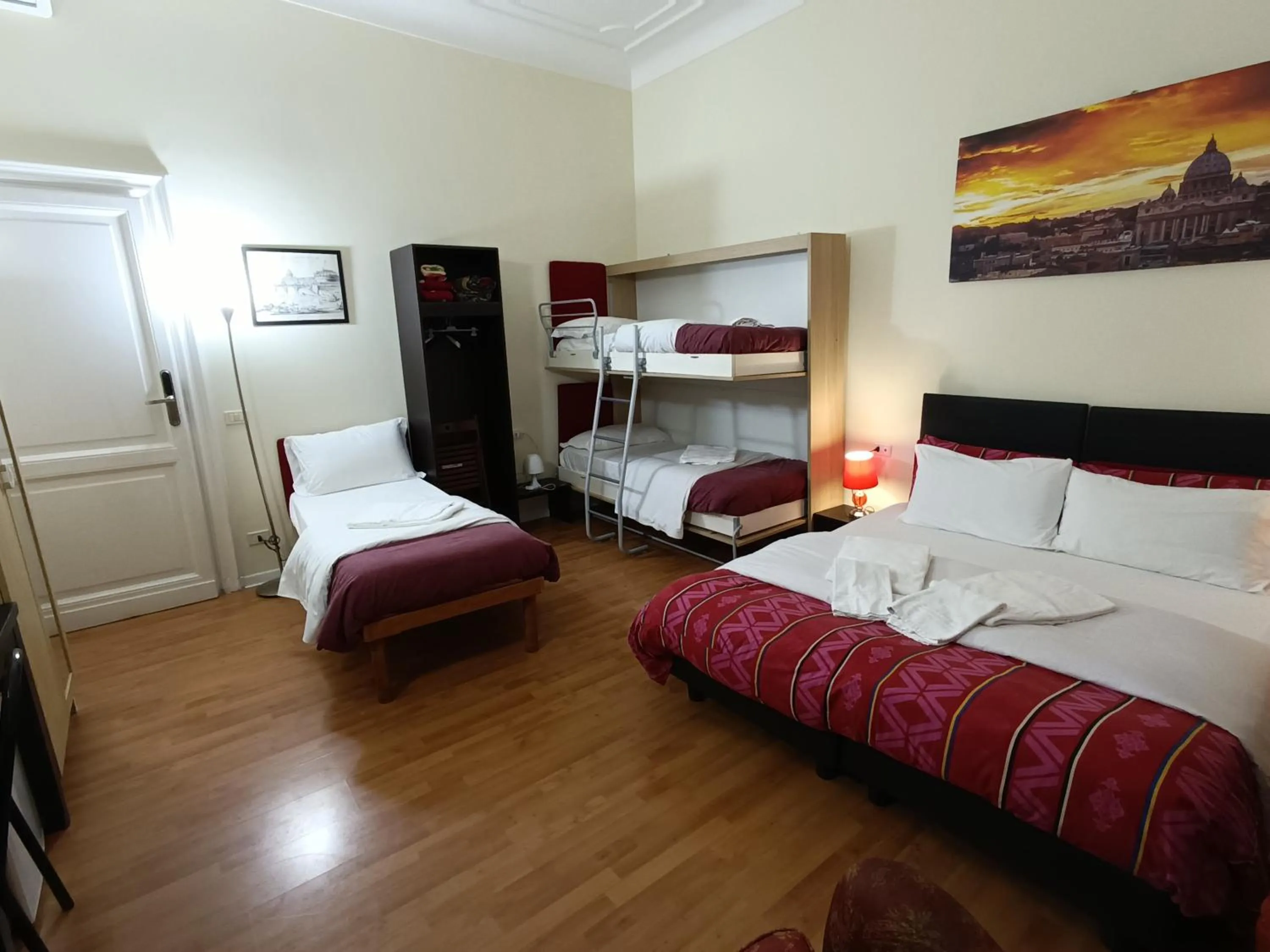 Bed in Quo Vadis Roma 2