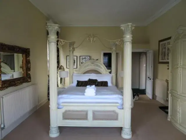 Deluxe Suite in Mellington Hall Country House Hotel Deluxe Suite in Mellington Hall Country House Hotel