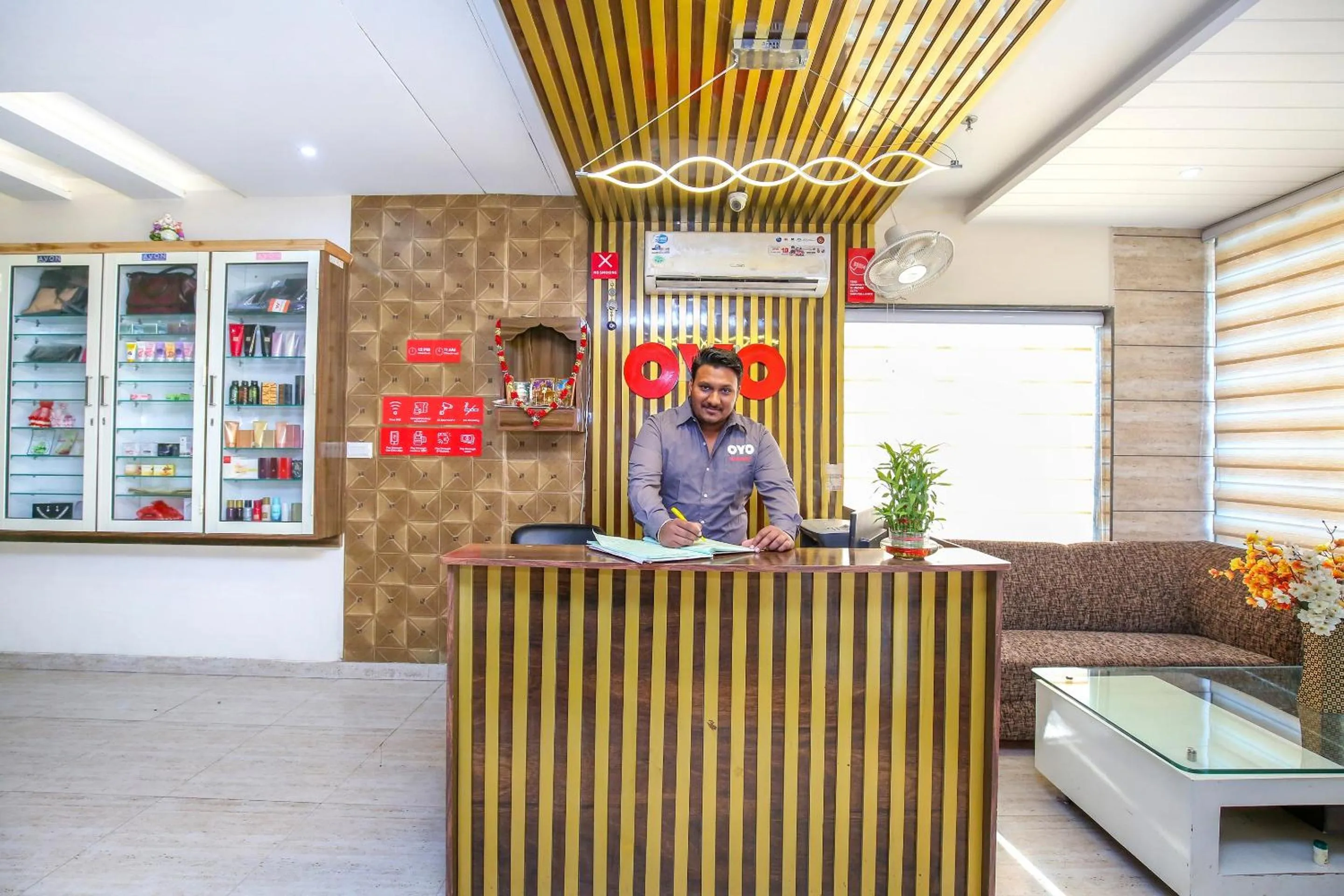 Lobby or reception in Hotel O Tricity Relax Inn