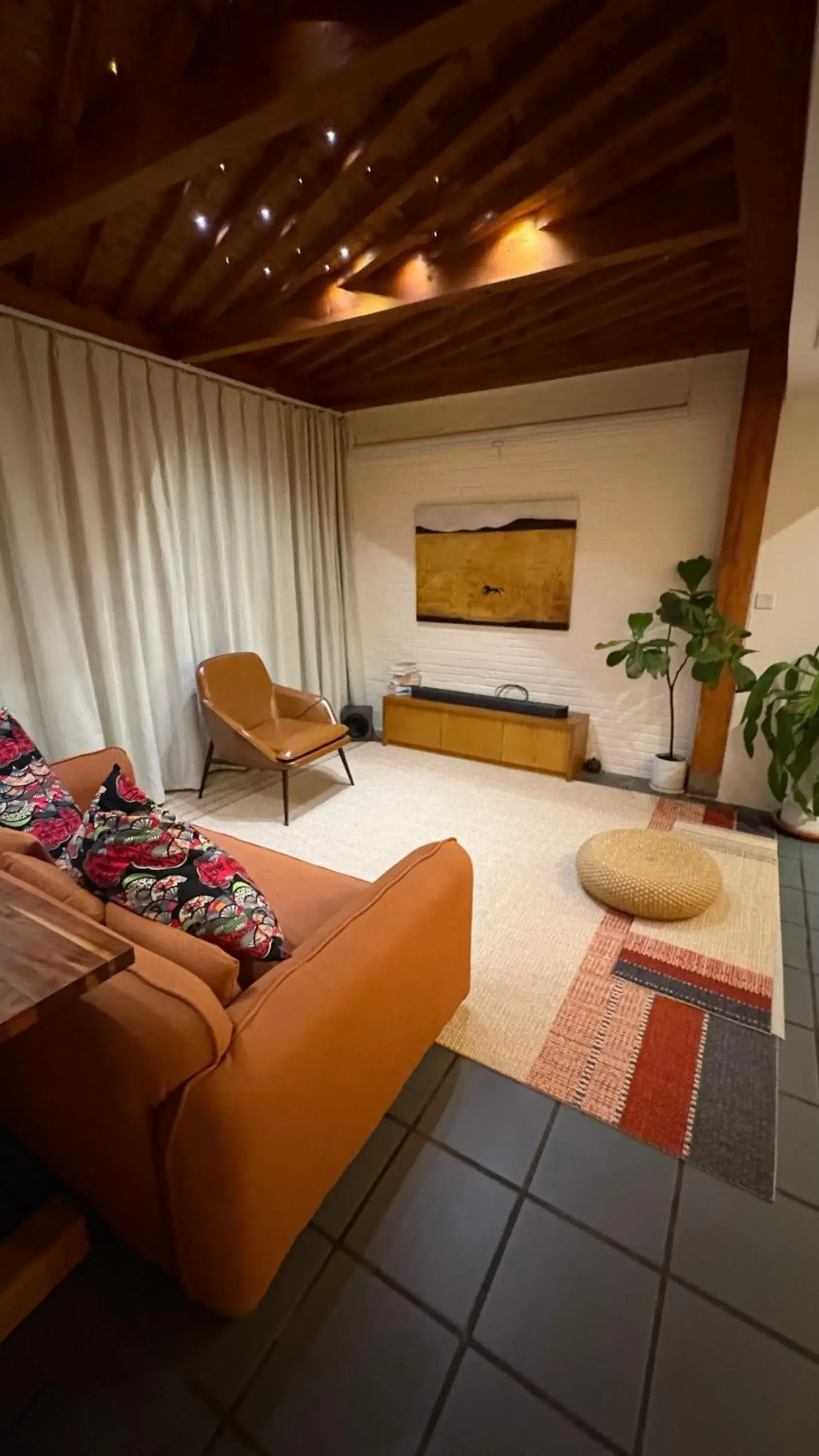 Duplex Suite in The Orchid Hotel - Old Town & Drum Tower Duplex Suite in The Orchid Hotel - Old Town & Drum Tower