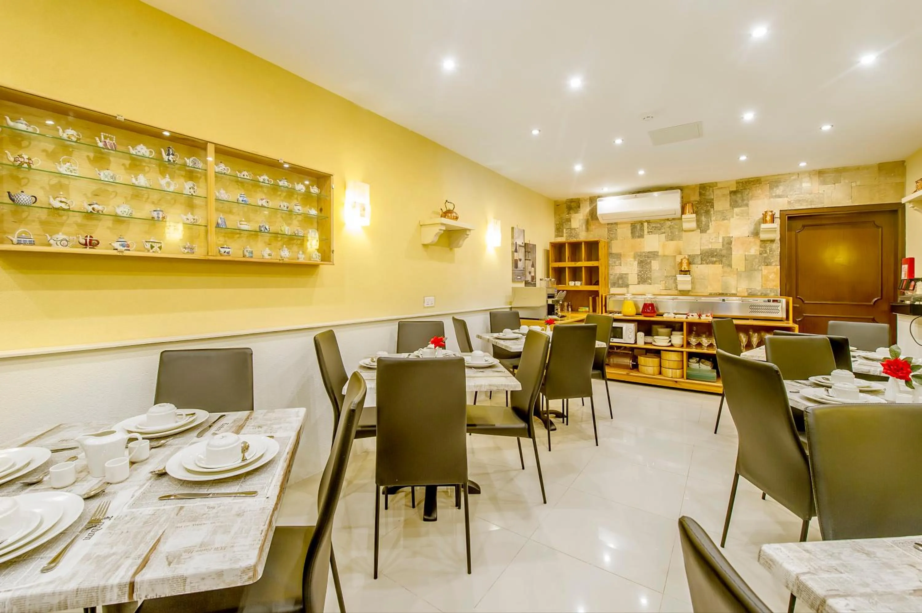 Breakfast in Alborada Apart Hotel