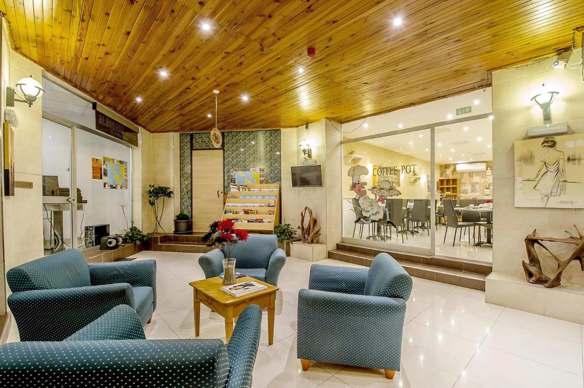 Lounge or bar in Alborada Apart Hotel