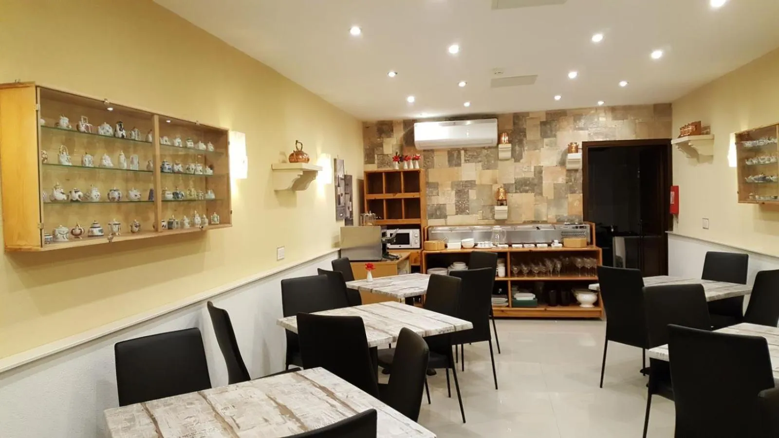 Restaurant/places to eat in Alborada Apart Hotel