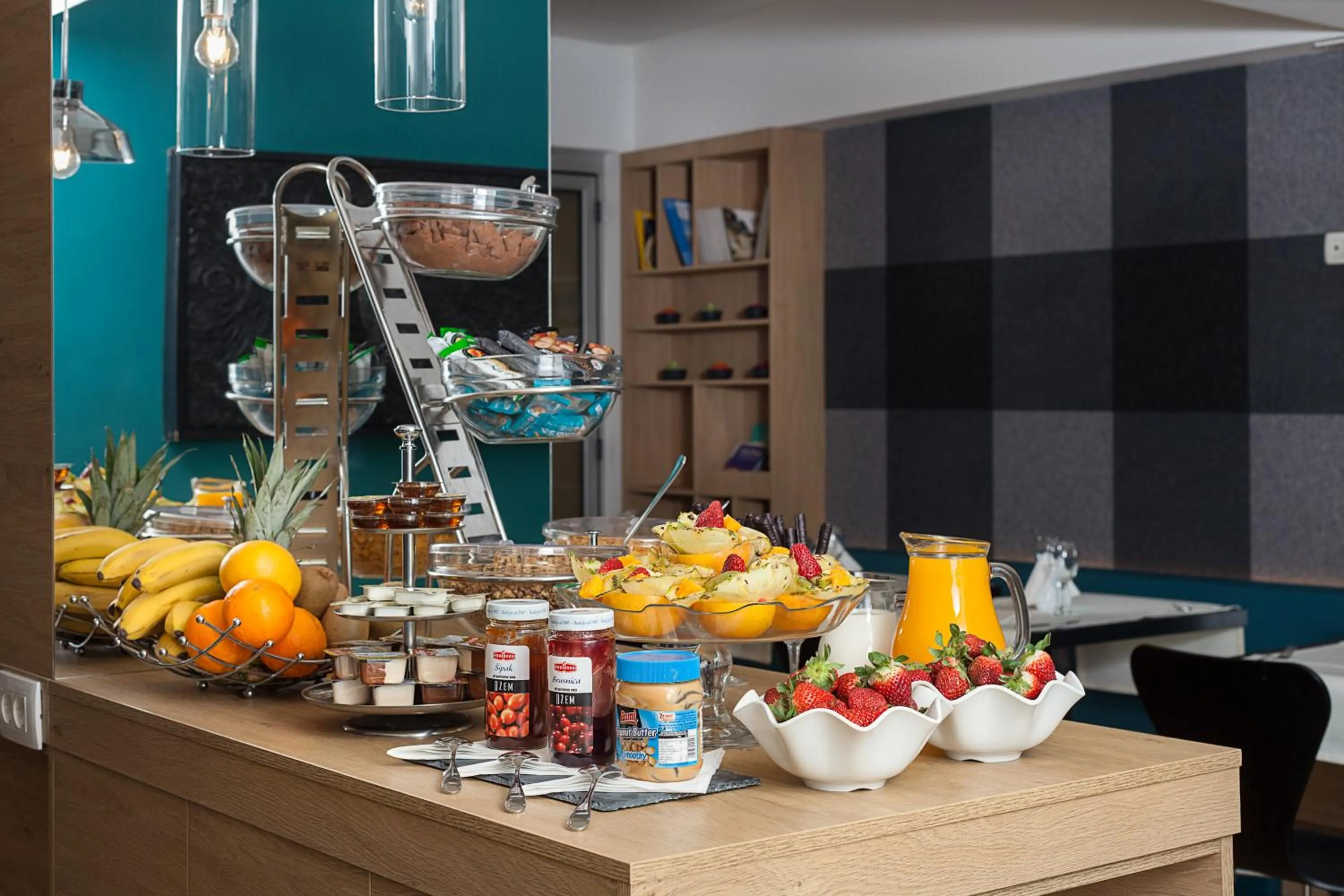 Breakfast in City Park Hotel