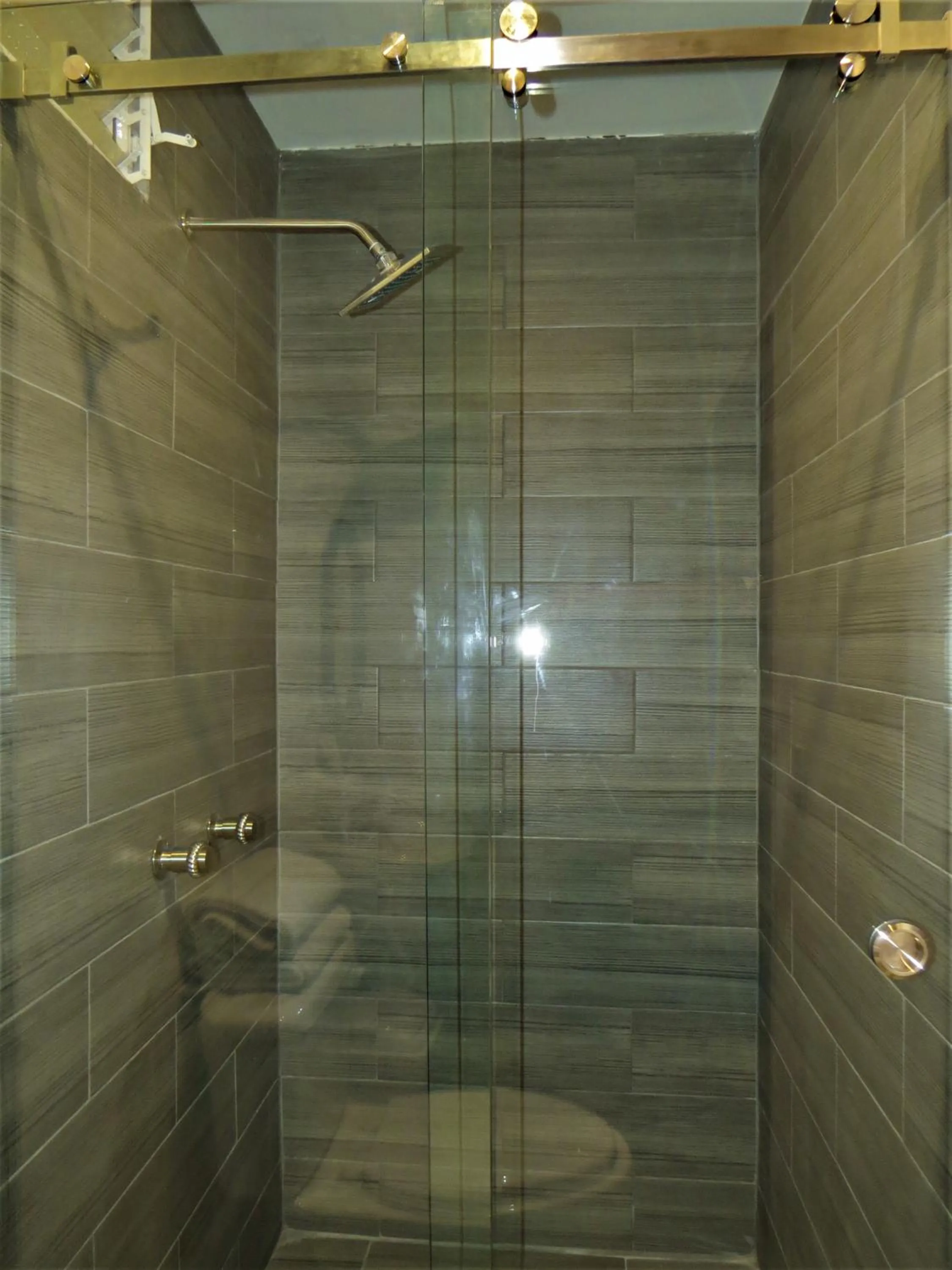 Shower in Hotel Purisima Concepción