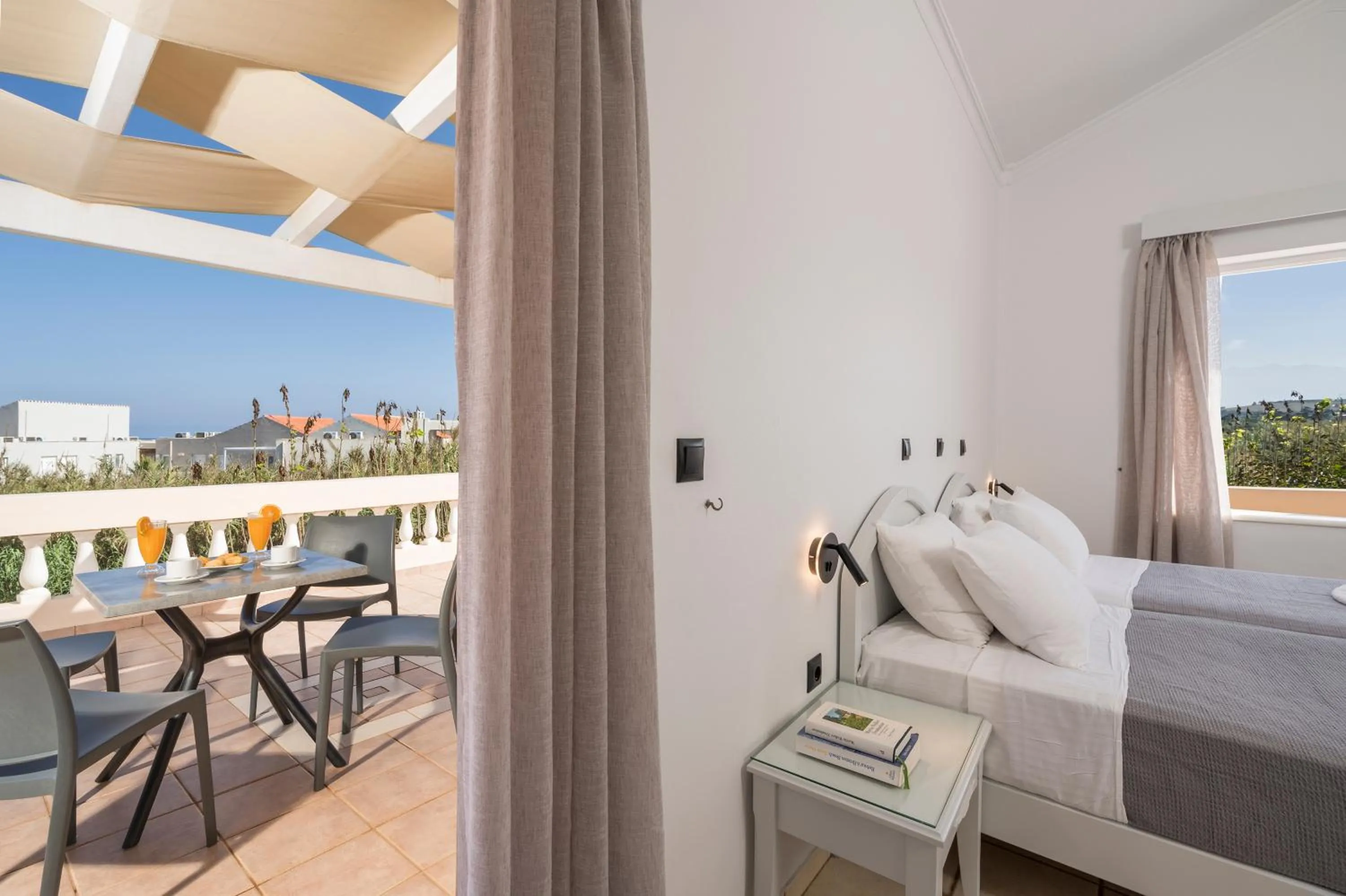 Bedroom, Bed in Hotel Caretta Beach