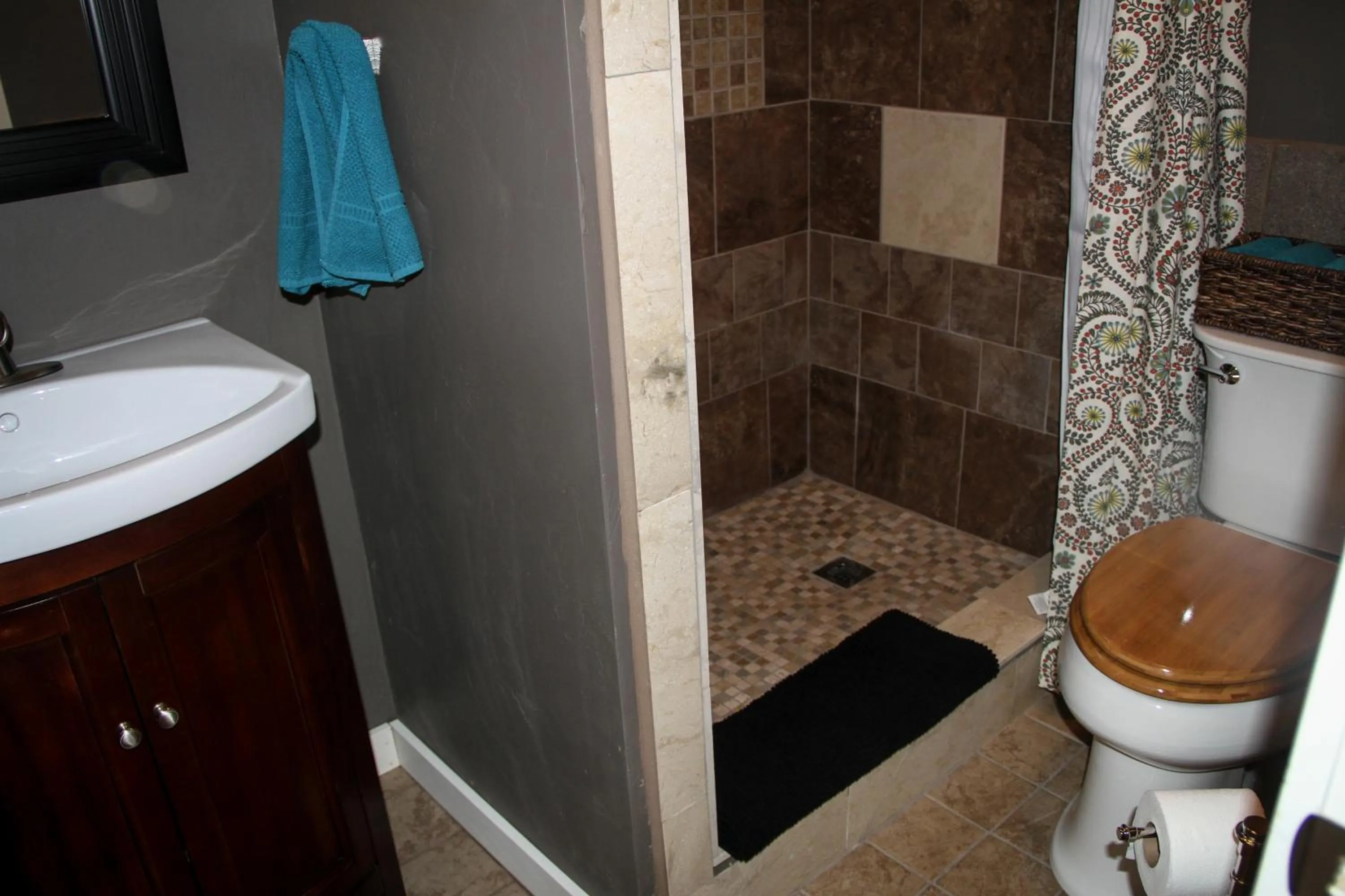 The 8th Street Retreat