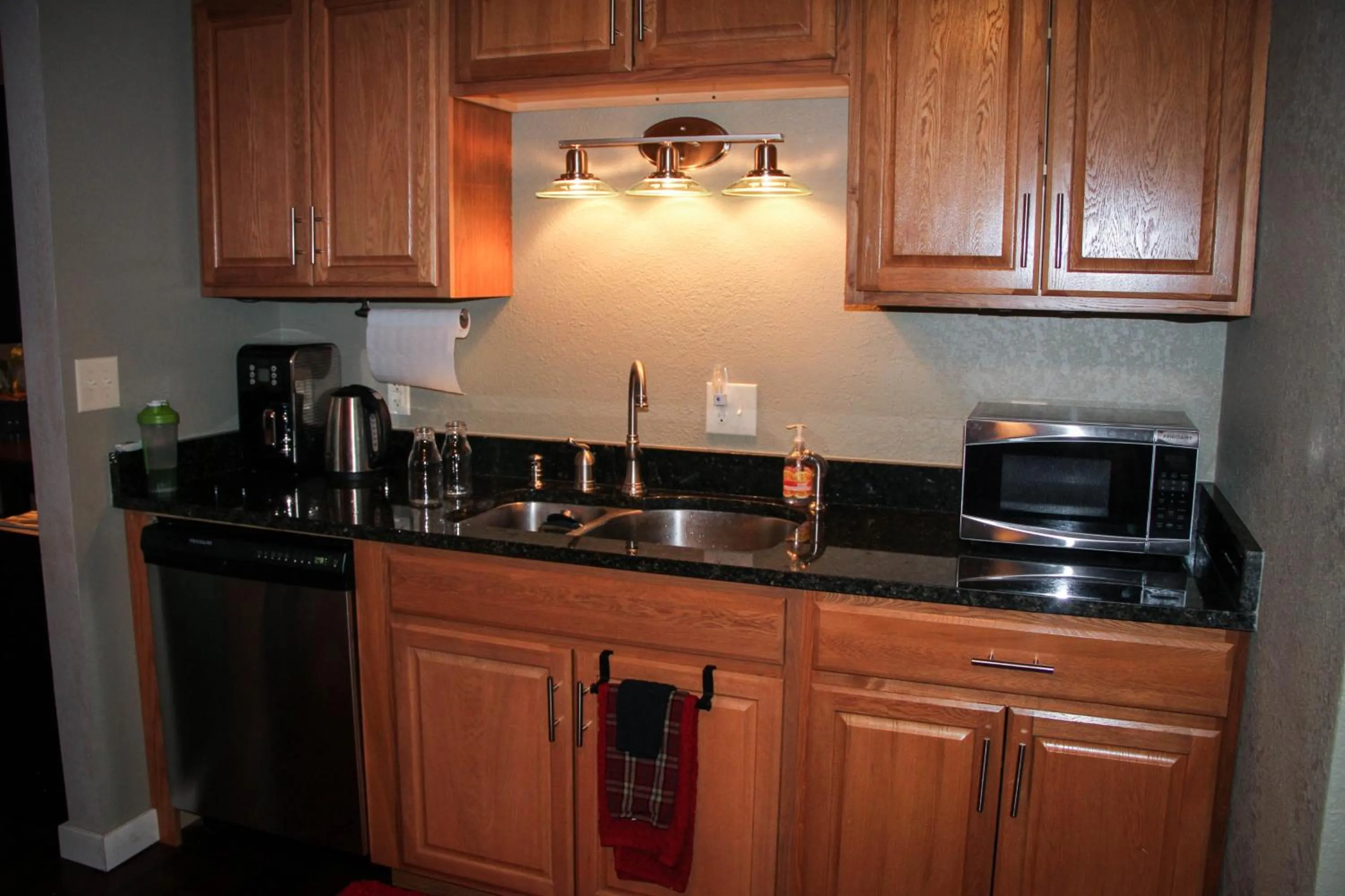 The 8th Street Retreat