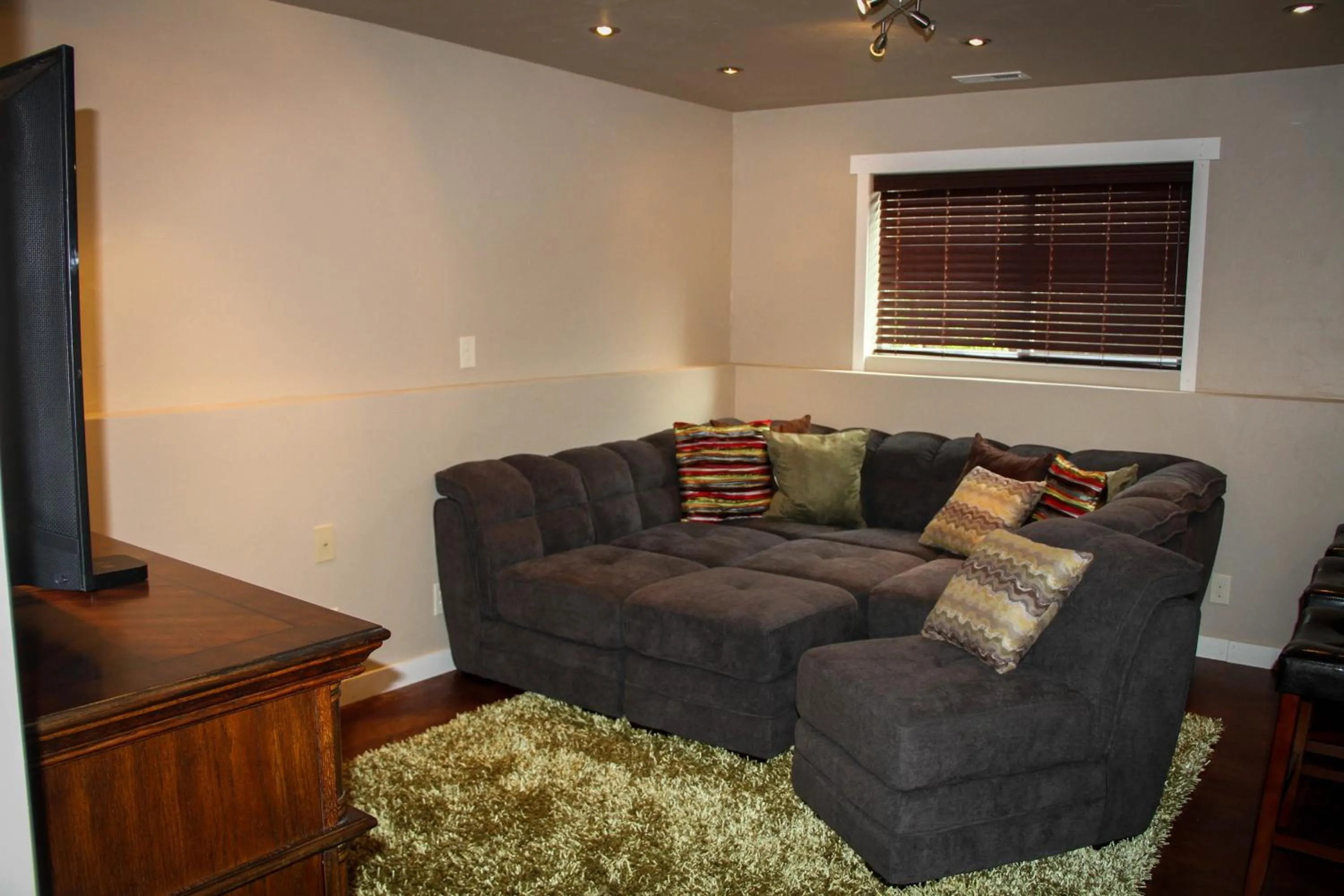 The 8th Street Retreat