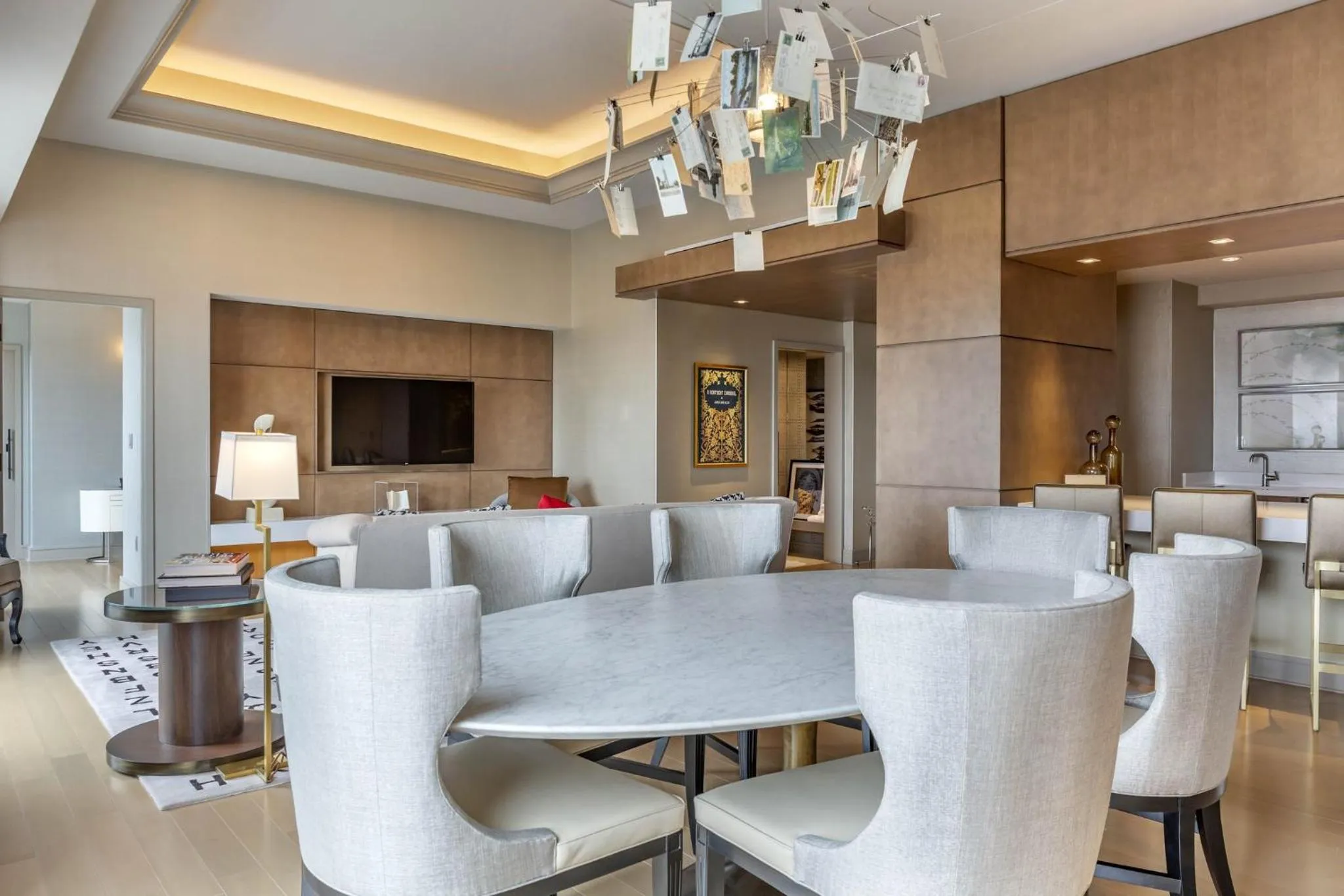 Photo of the whole room in Omni Louisville Hotel