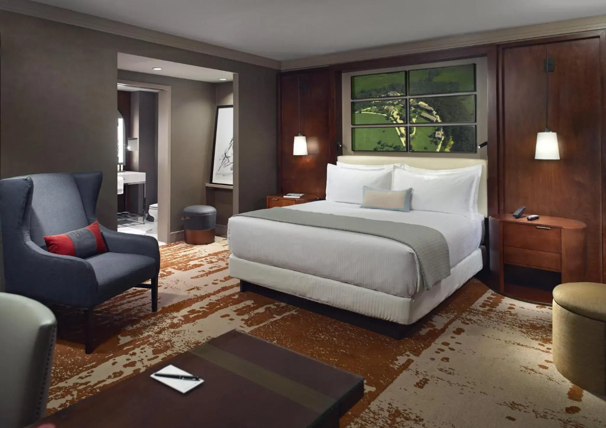 Two Bedroom Premier Suite in Omni Louisville Hotel Two Bedroom Premier Suite in Omni Louisville Hotel