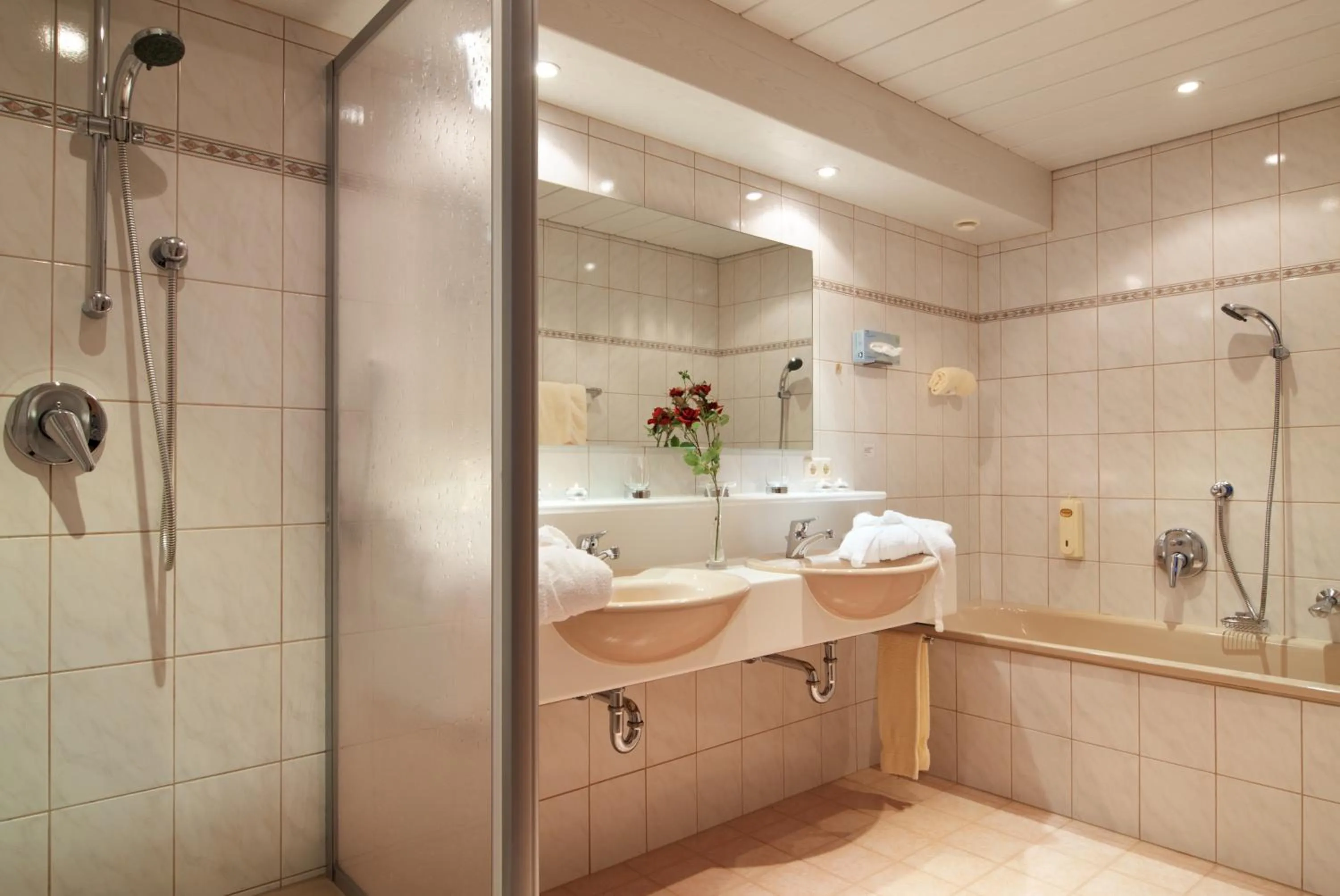 Bathroom in Gasthof Valluga