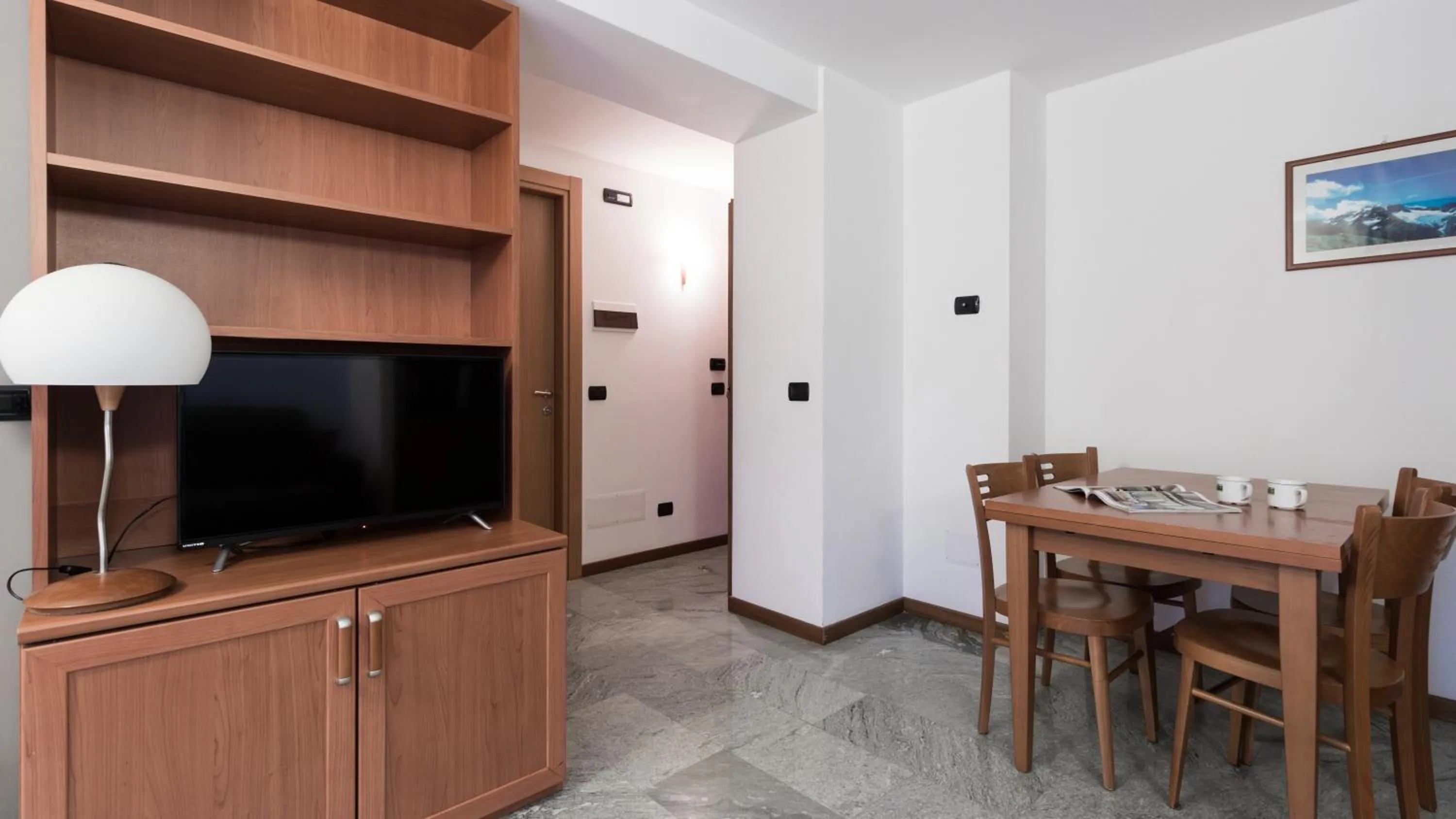 Dining area in Residence Pizzo Scalino