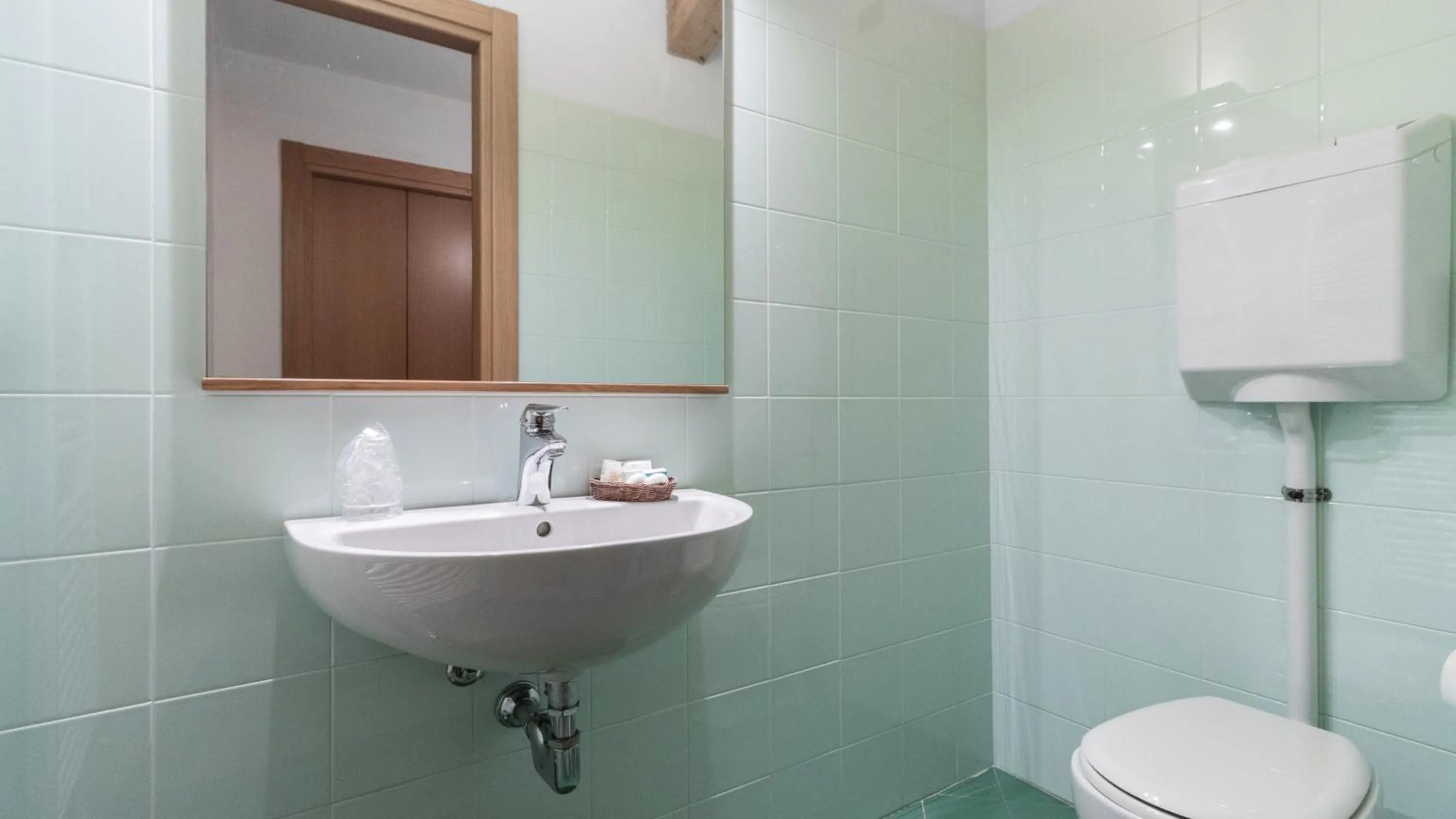 Bathroom in Residence Pizzo Scalino