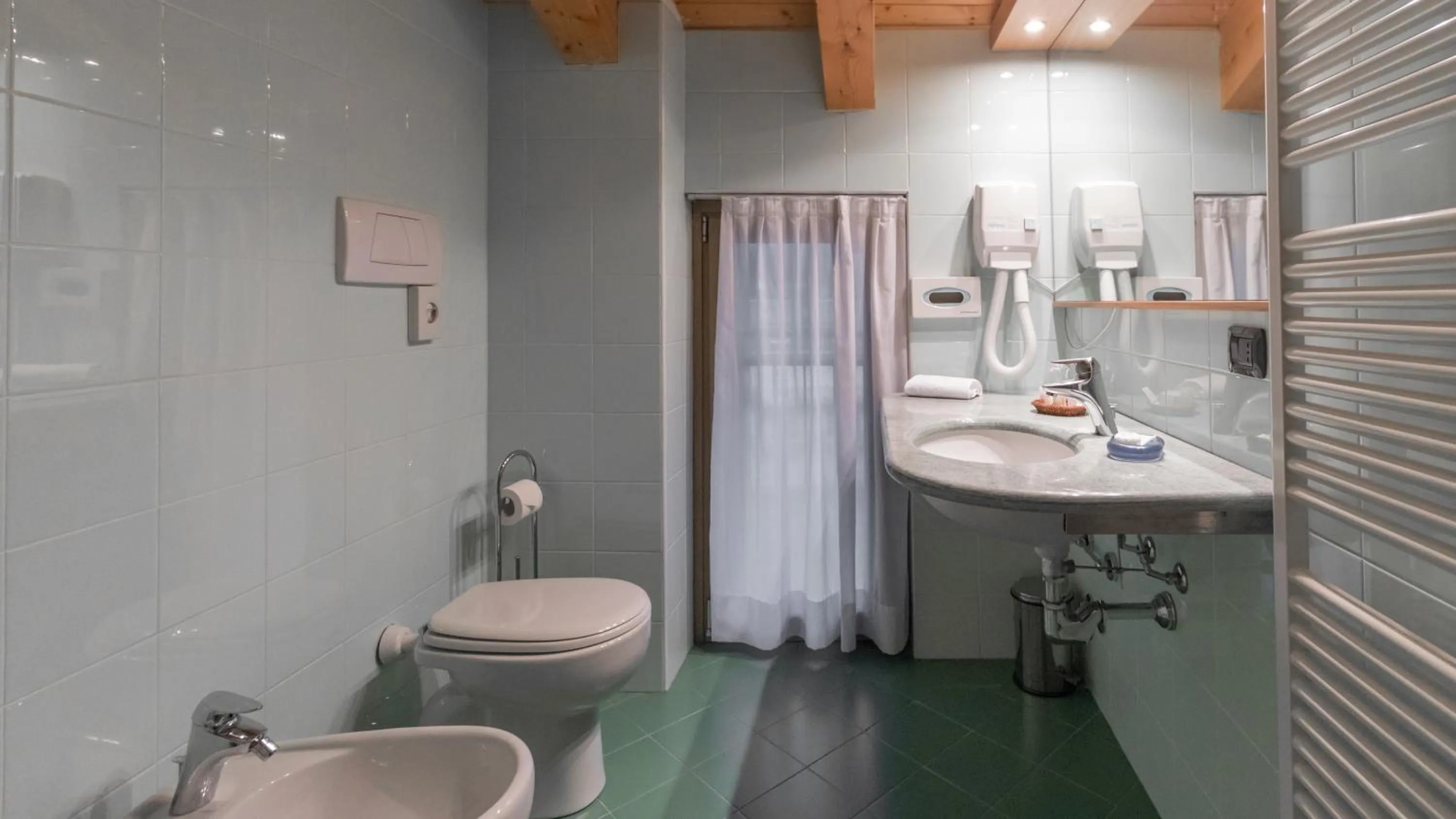 Shower in Residence Pizzo Scalino