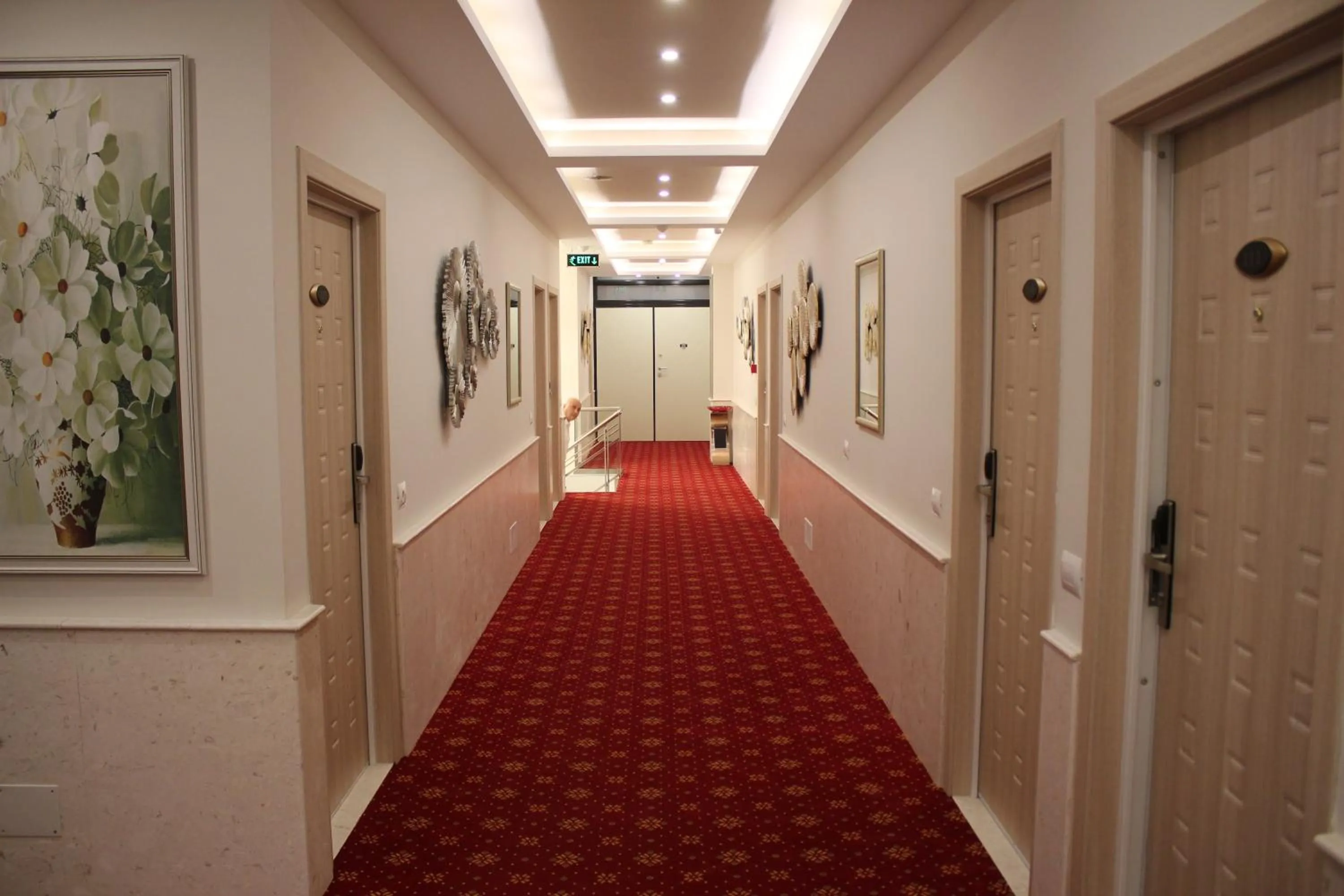 Floor plan in Park Hotel Tirana