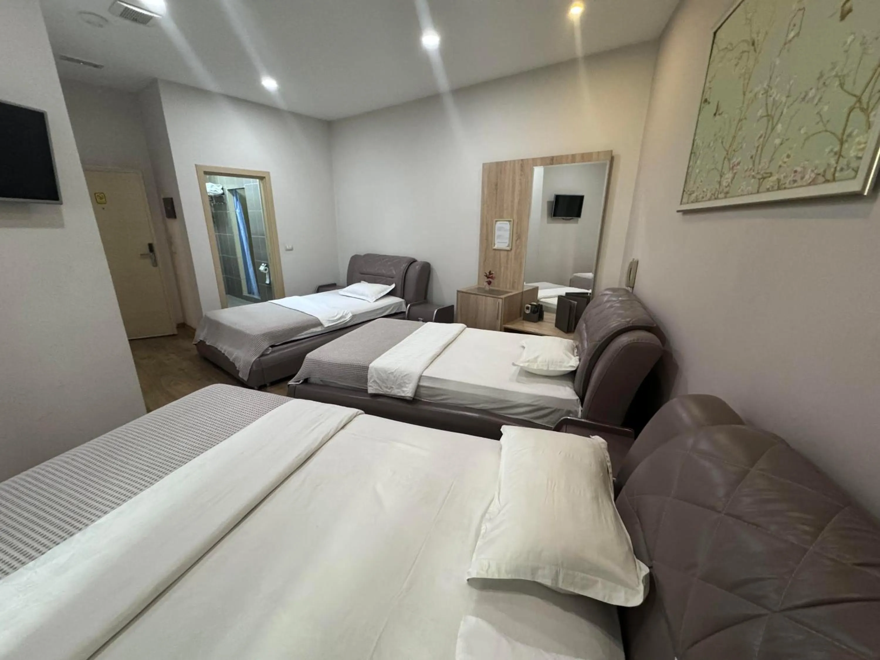 Bed in Park Hotel Tirana