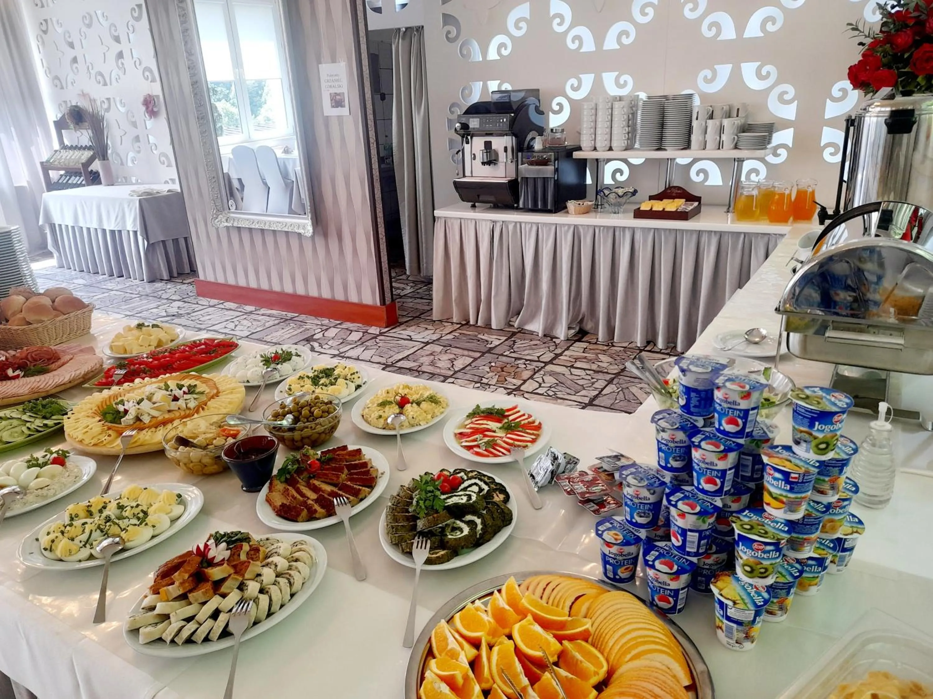 Breakfast in GWAREK Centrum Wypoczynkowe