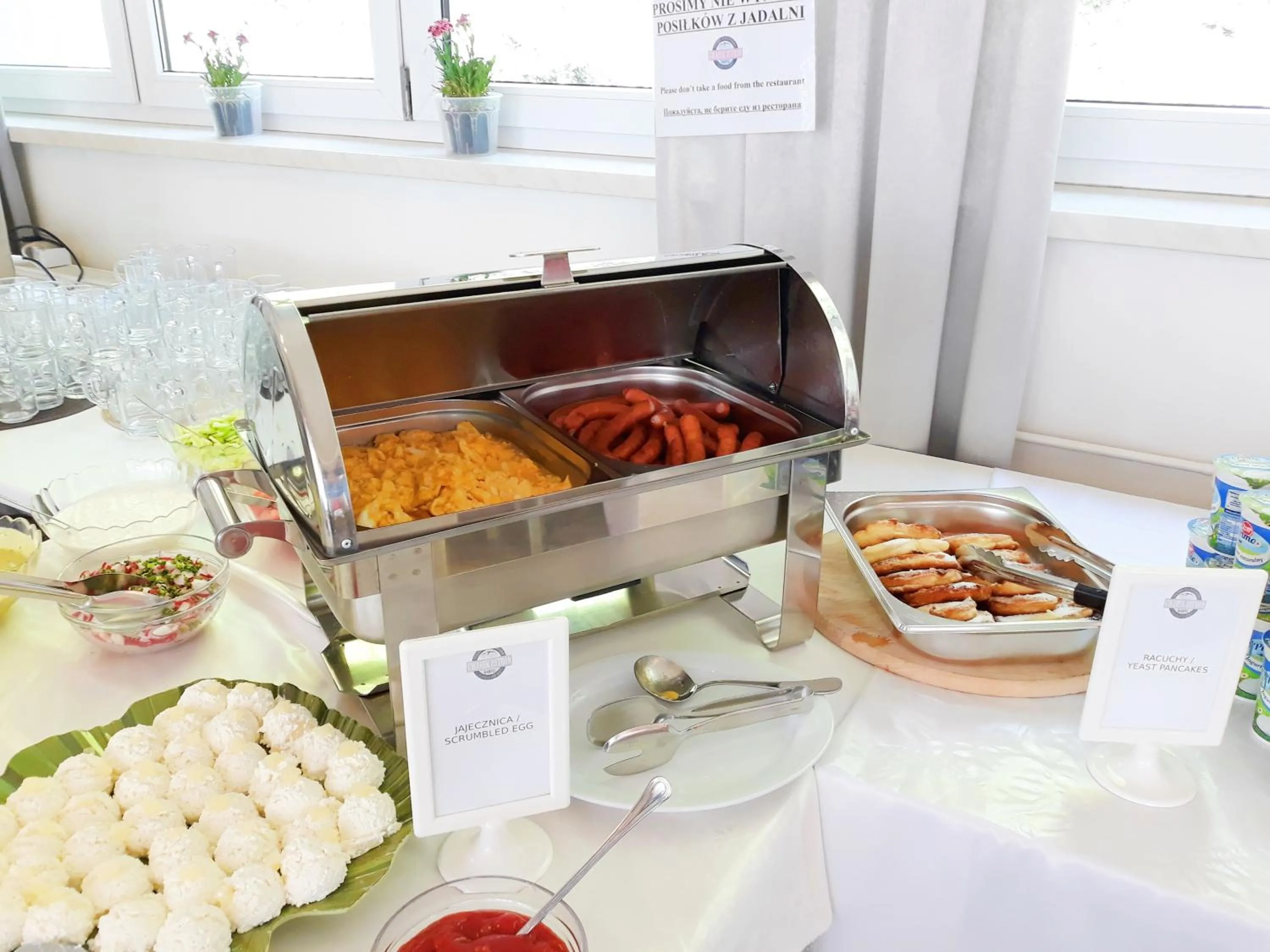 Buffet breakfast in GWAREK Centrum Wypoczynkowe