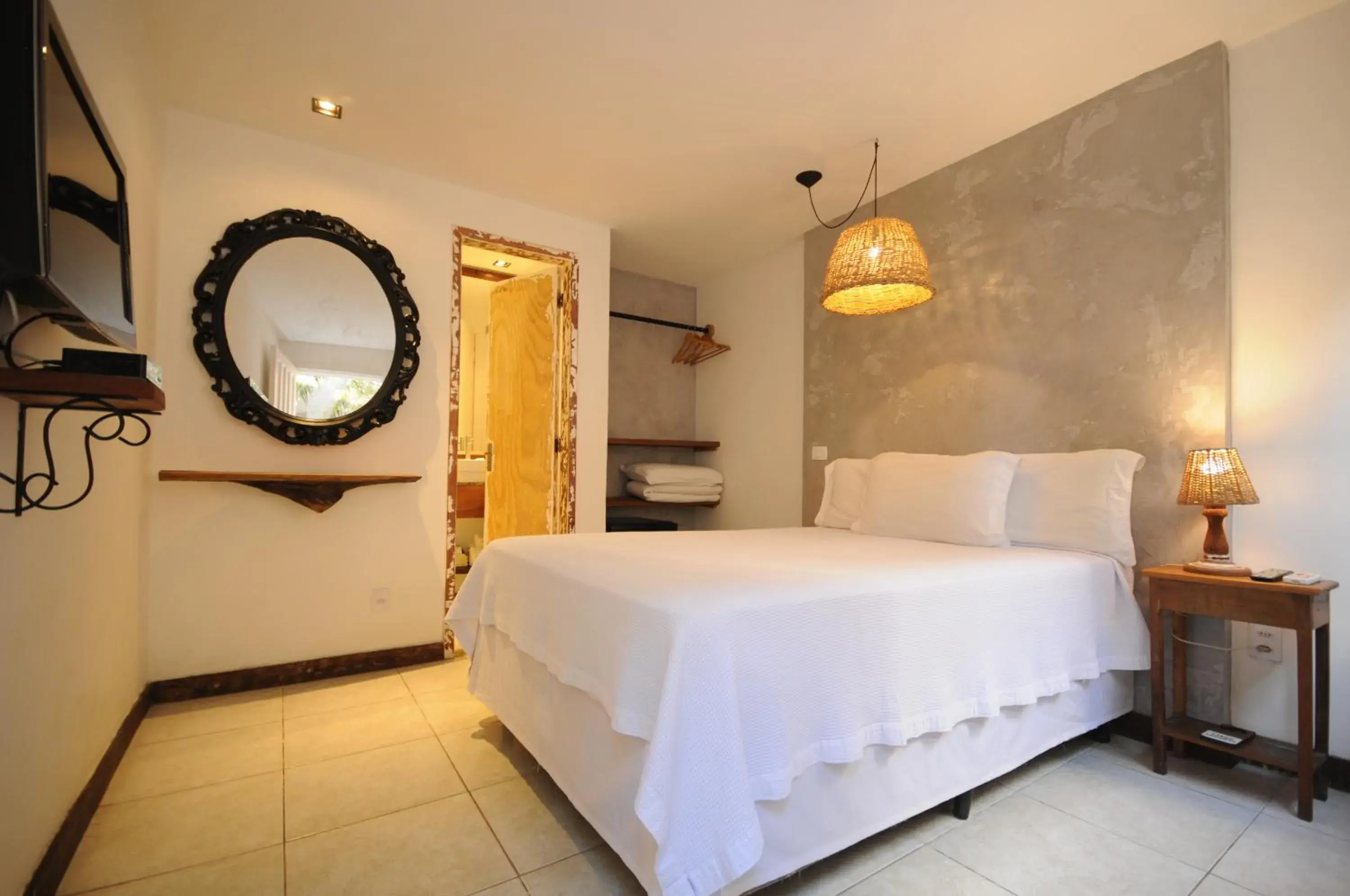 Budget Double Room in Villa Santa Fé Budget Double Room in Villa Santa Fé