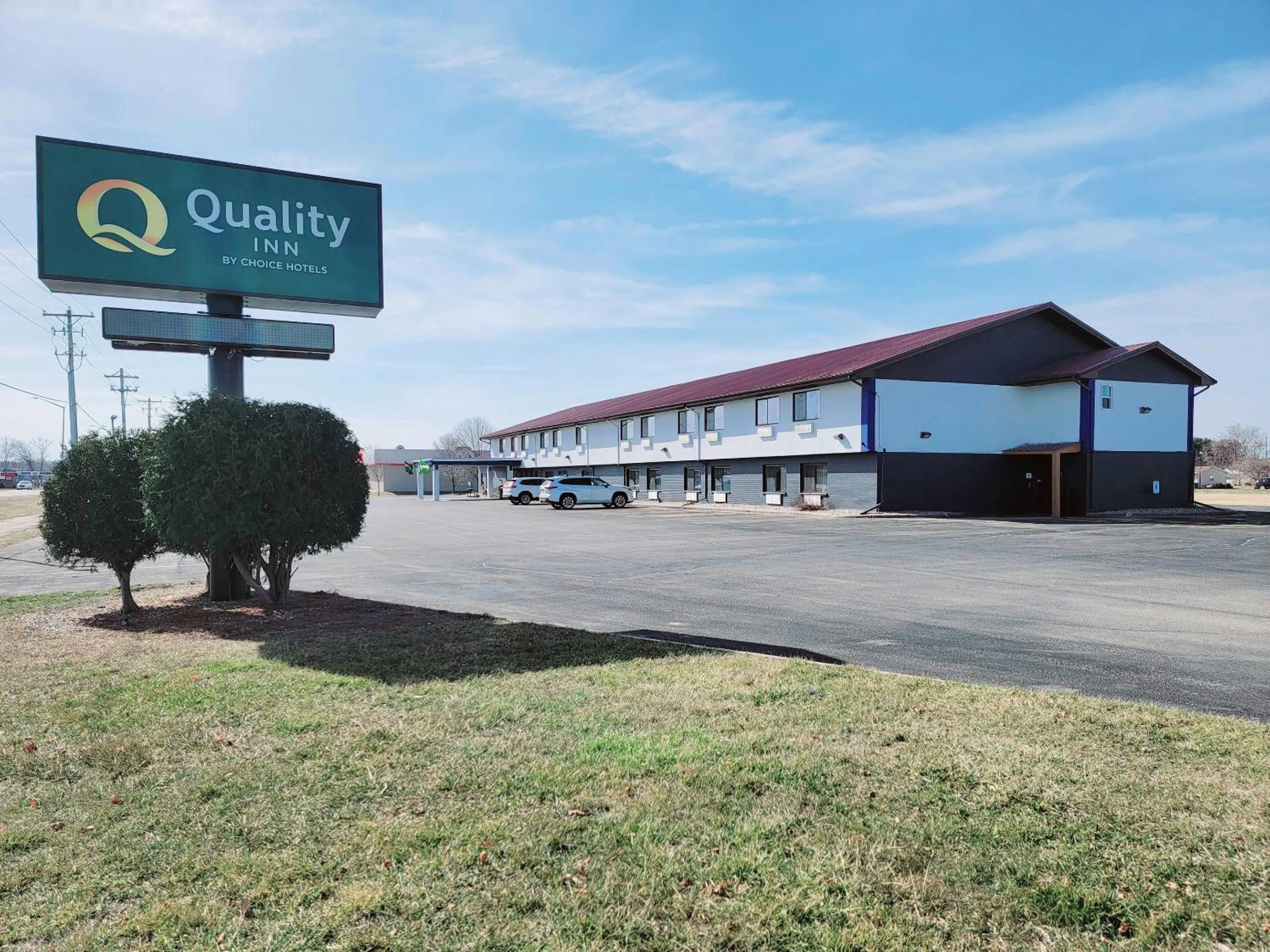 Property building in Quality Inn New London