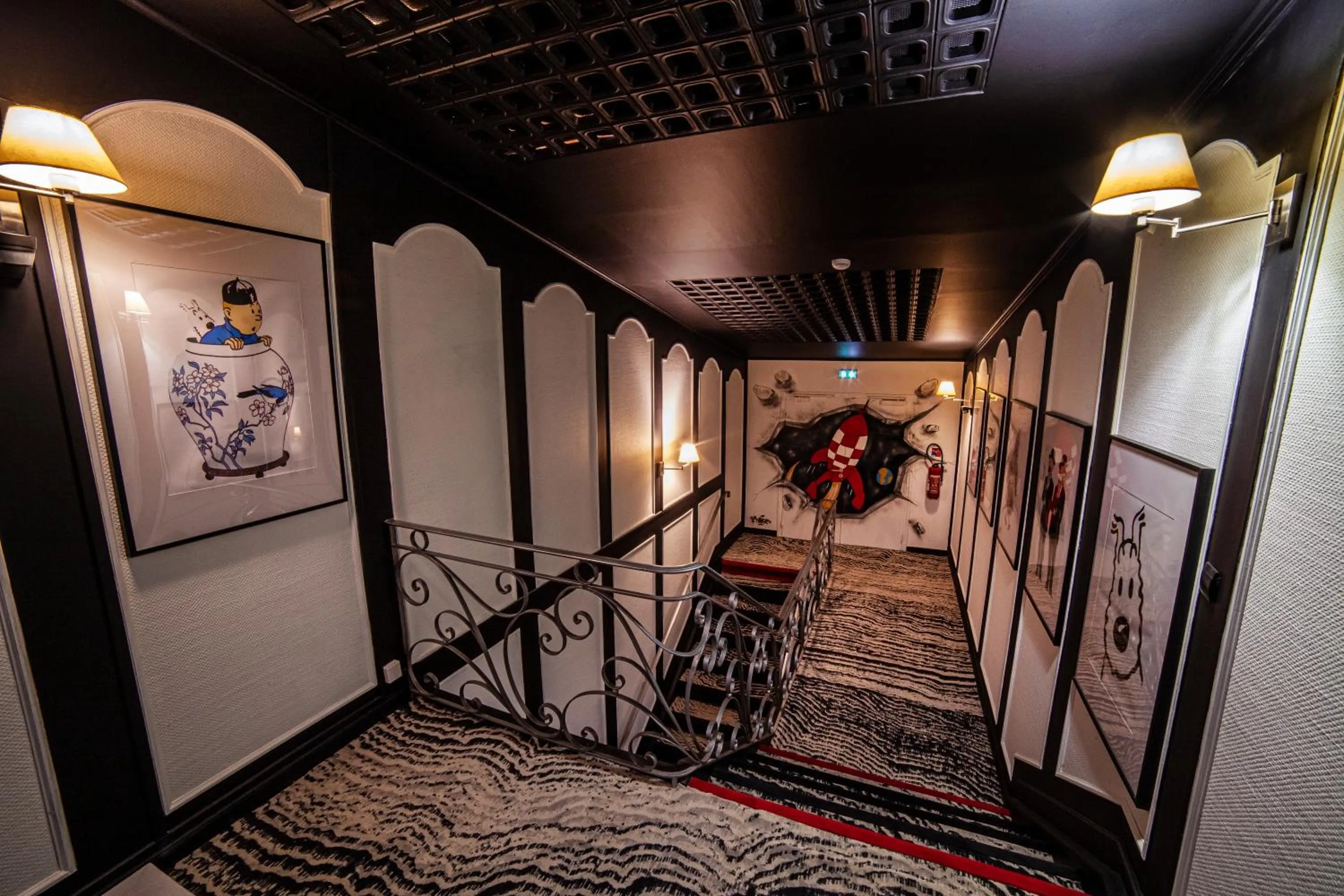 Lobby or reception in Cit'Hotel B Hotel Brasserie