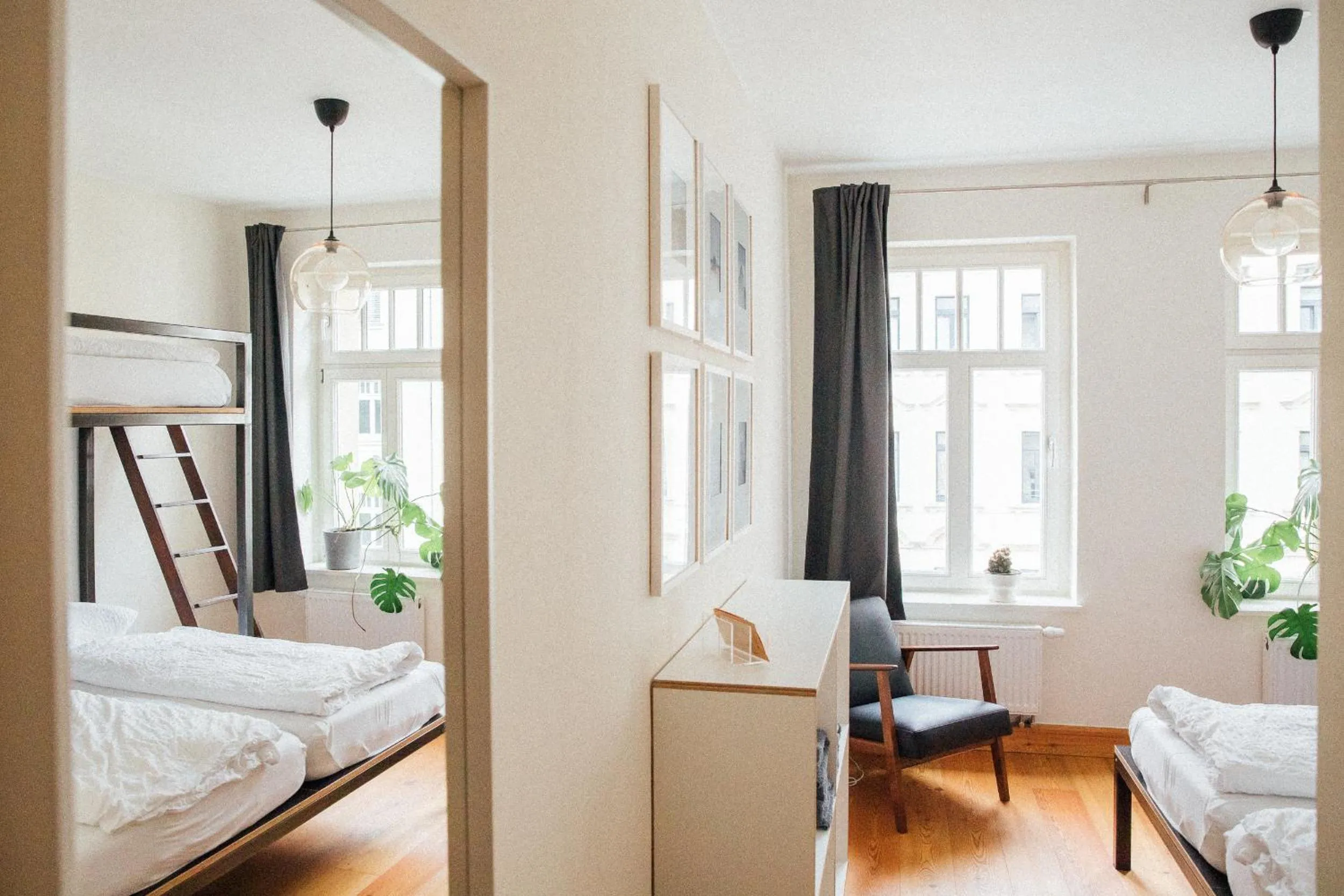 bunk bed, Bed in Hostel Multitude