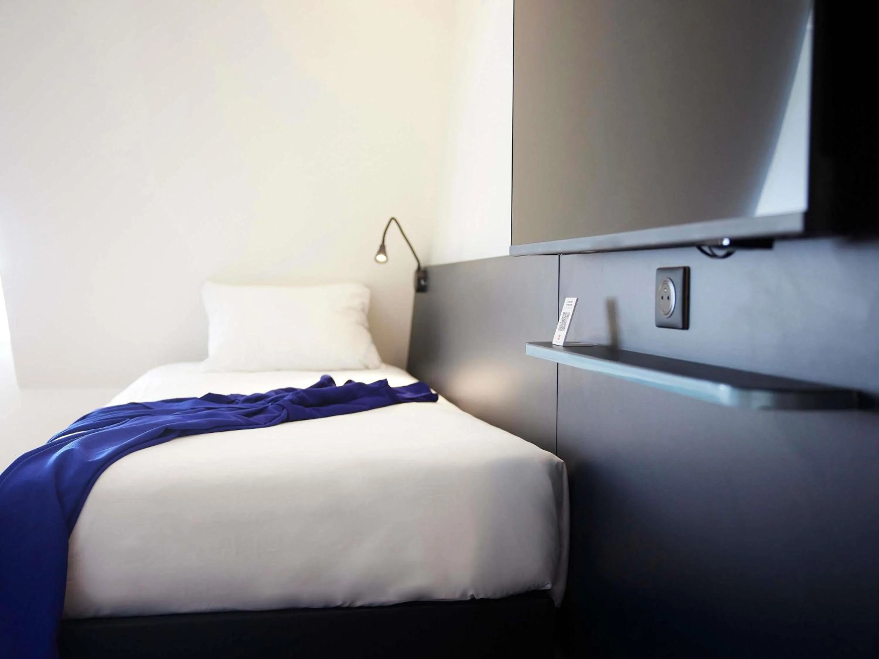 Bedroom, Bed in ibis Chalon Sur Saone Nord