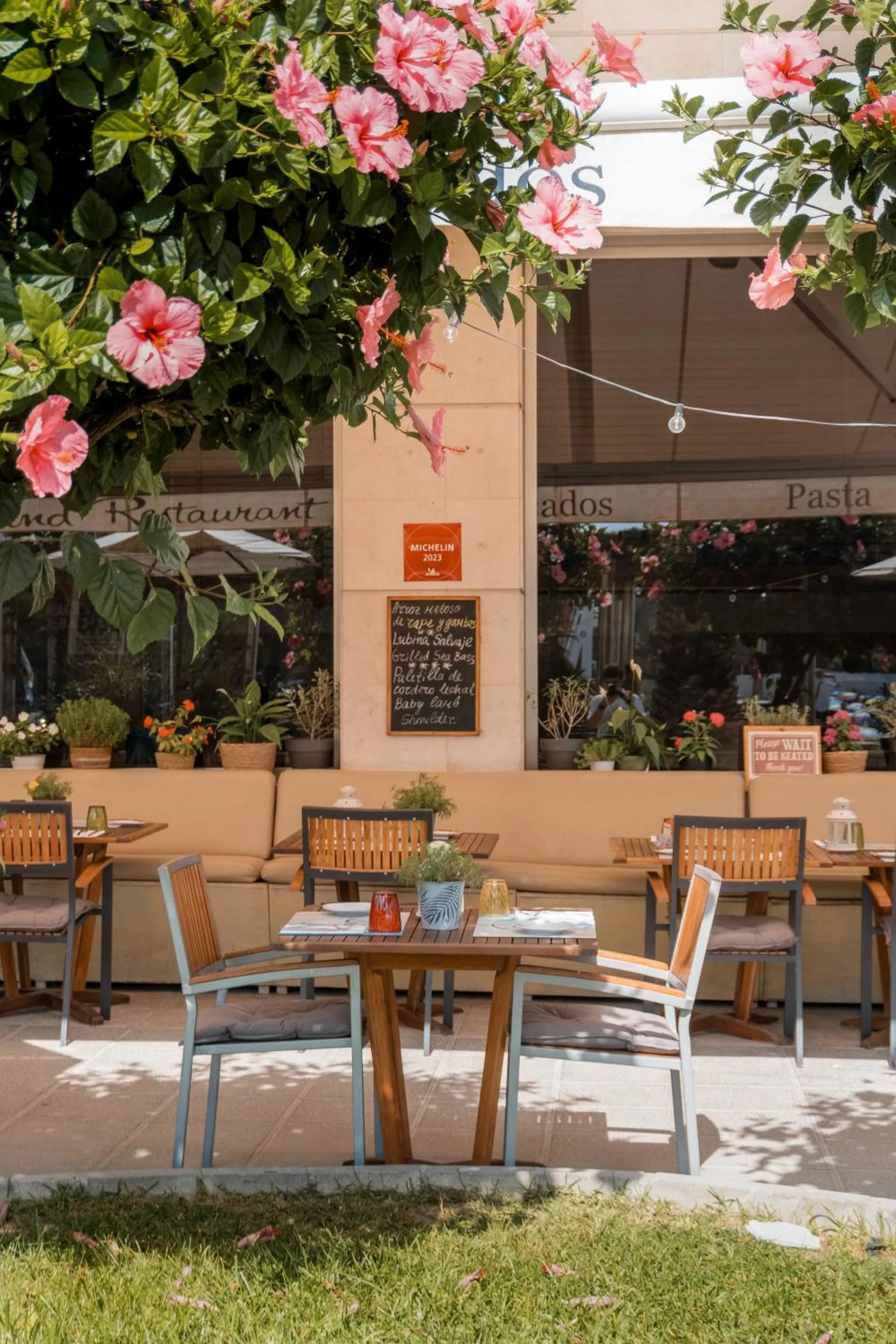 Restaurant/places to eat in La Sort Boutique Hotel