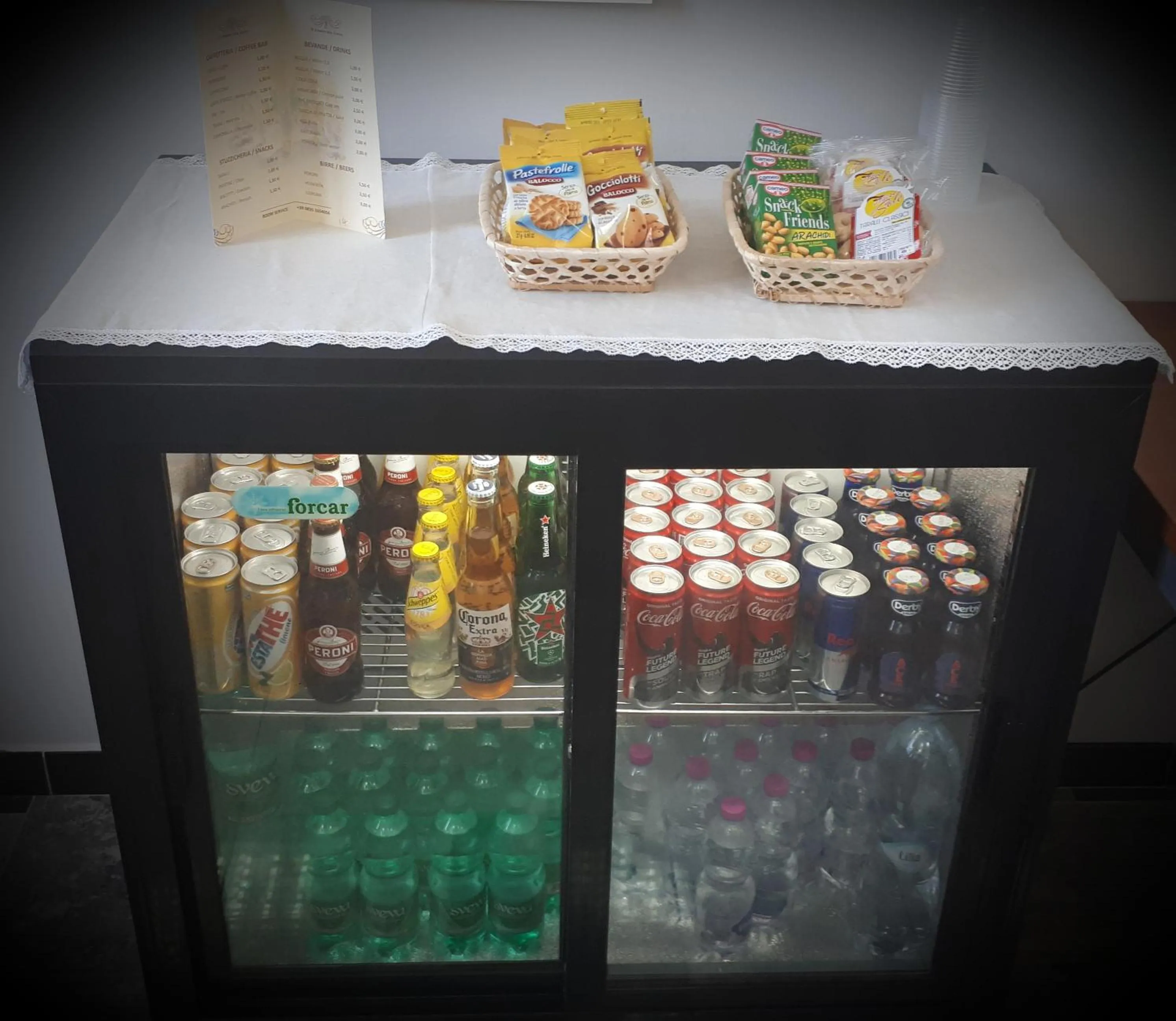 Food and drinks in Chiostro Delle Cererie