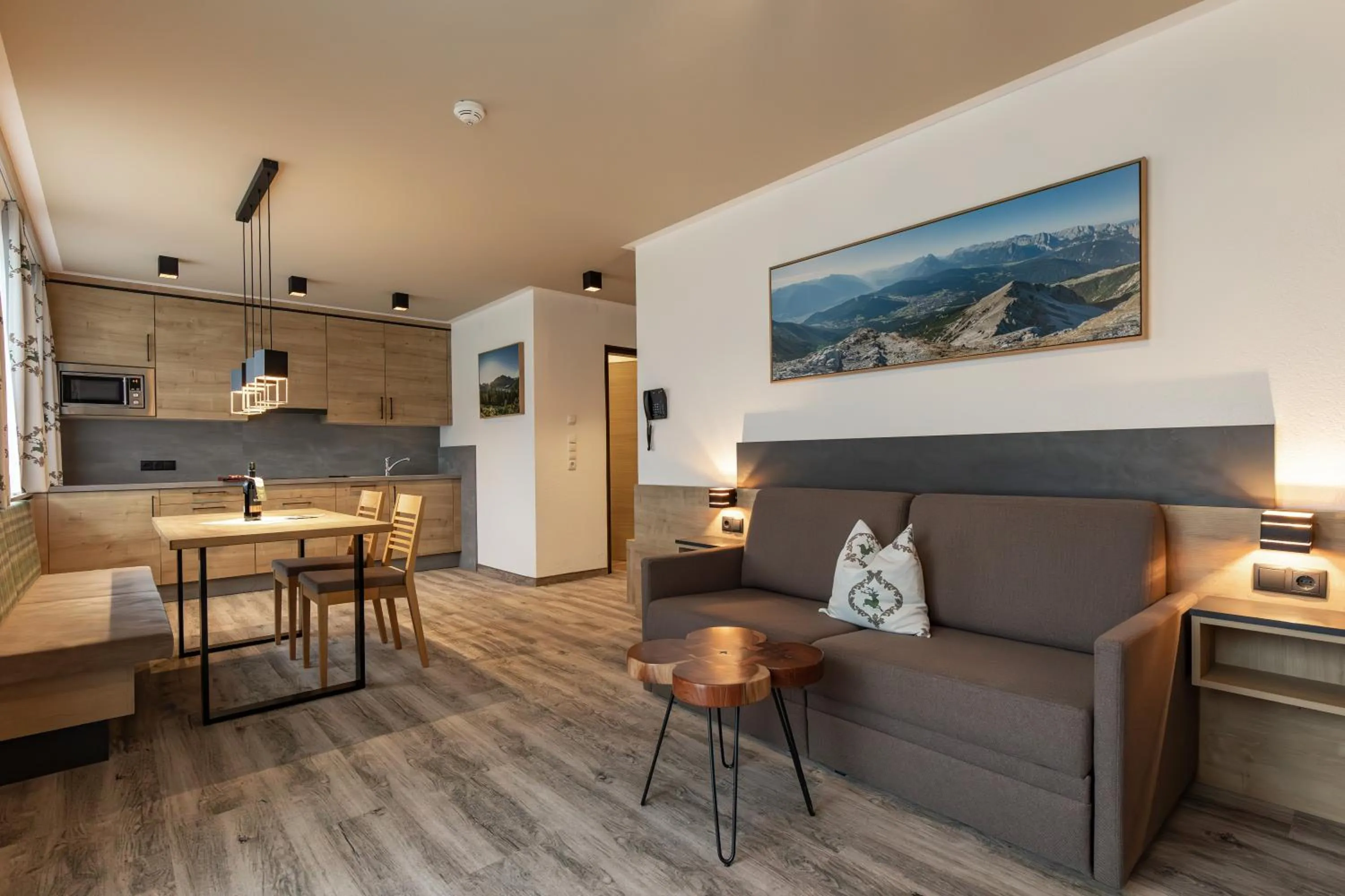 Kitchen or kitchenette in Das Aparthotel Olympia Tirol