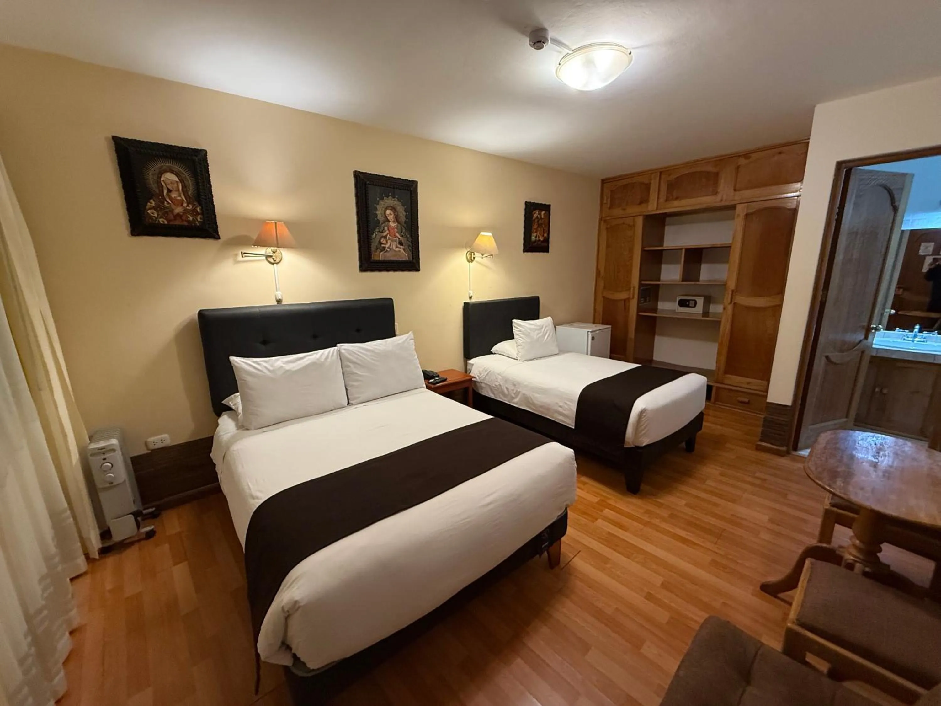 Photo of the whole room, Bed in Awki´s Dream Hotel