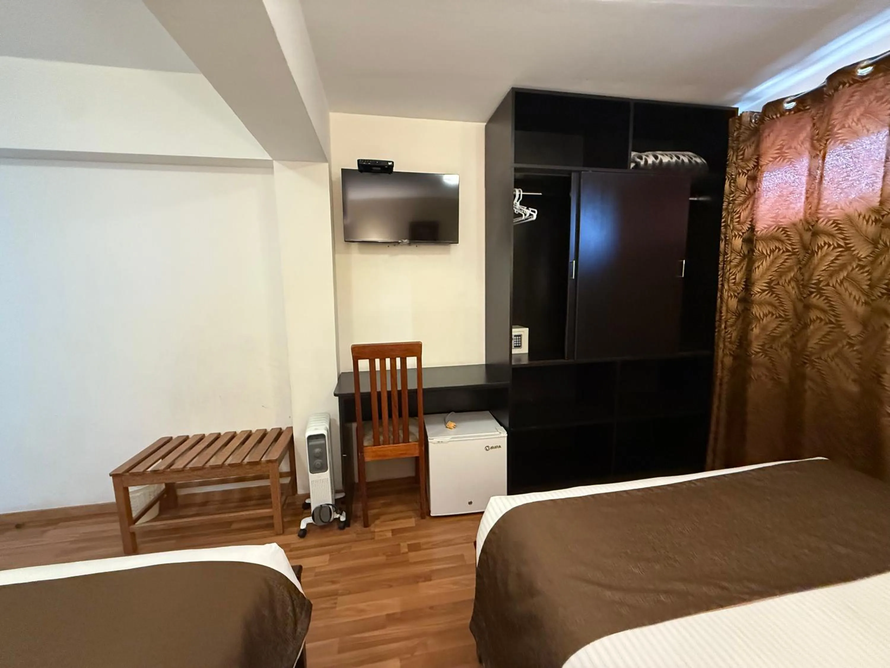 wardrobe, Bed in Awki´s Dream Hotel