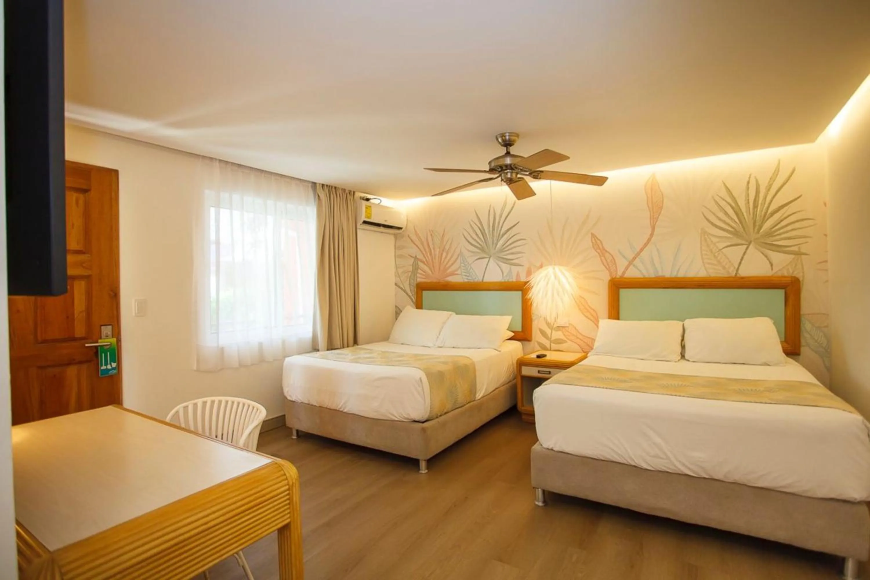 Bed in Hotel Cocoplum Beach