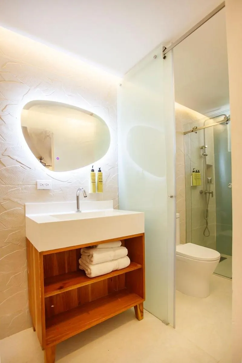 Hotel Cocoplum Beach