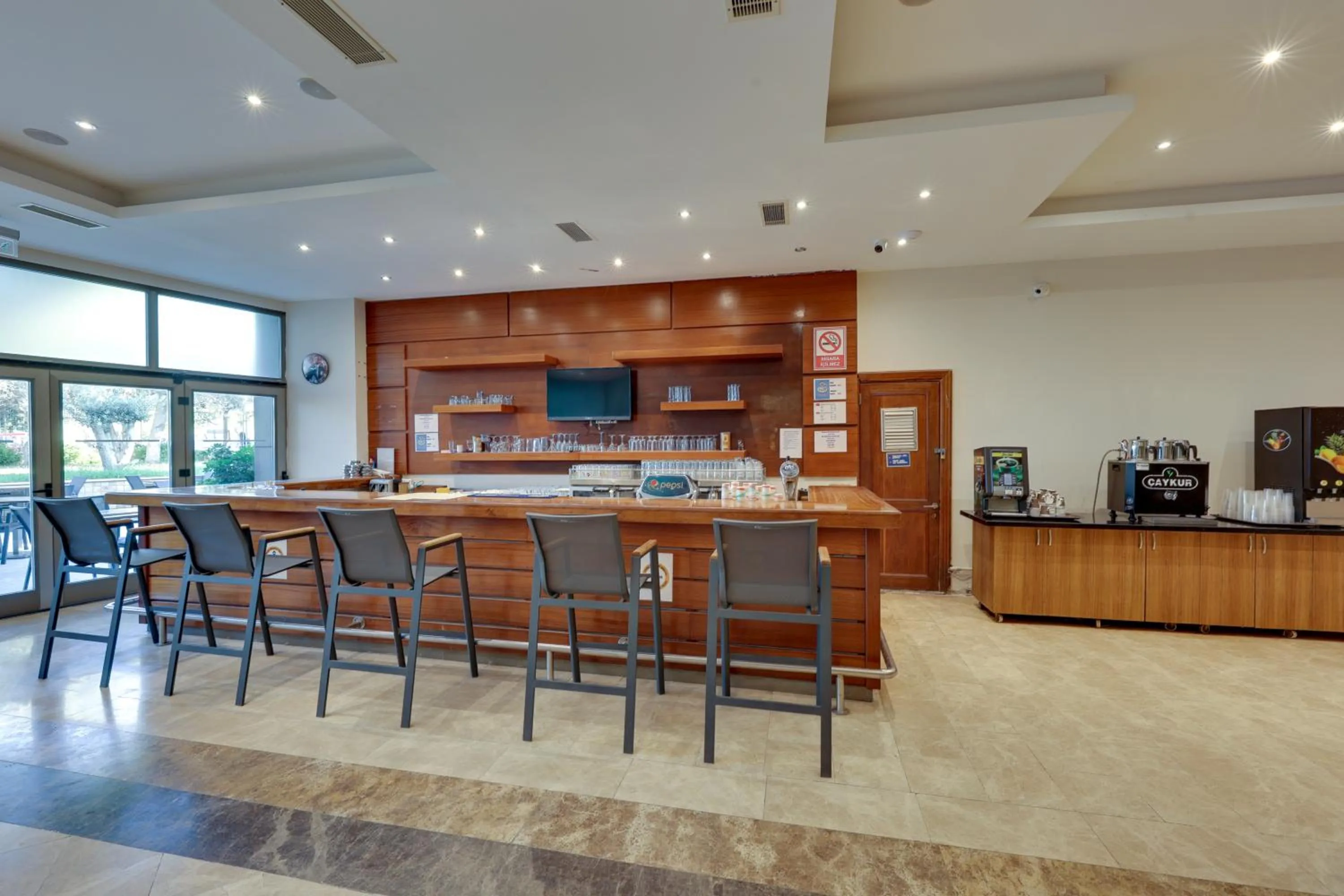 Lounge or bar in Jasmin Beach Hotel