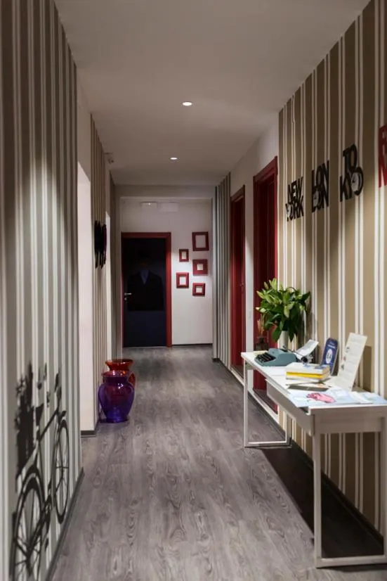 Decorative detail in Il Giglio Rosso B&B