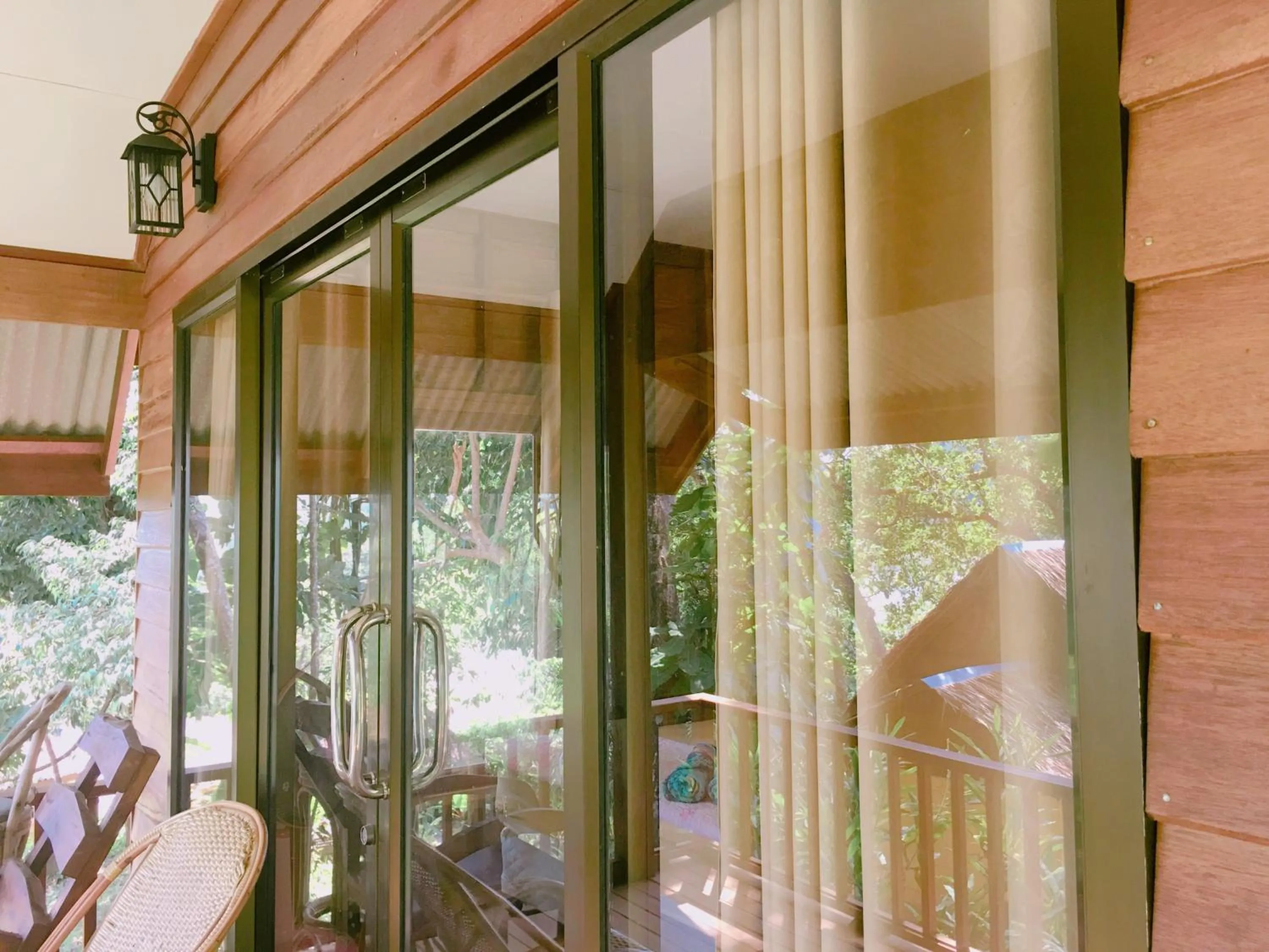 Balcony/Terrace in Tha Khao Bay View Bungalow