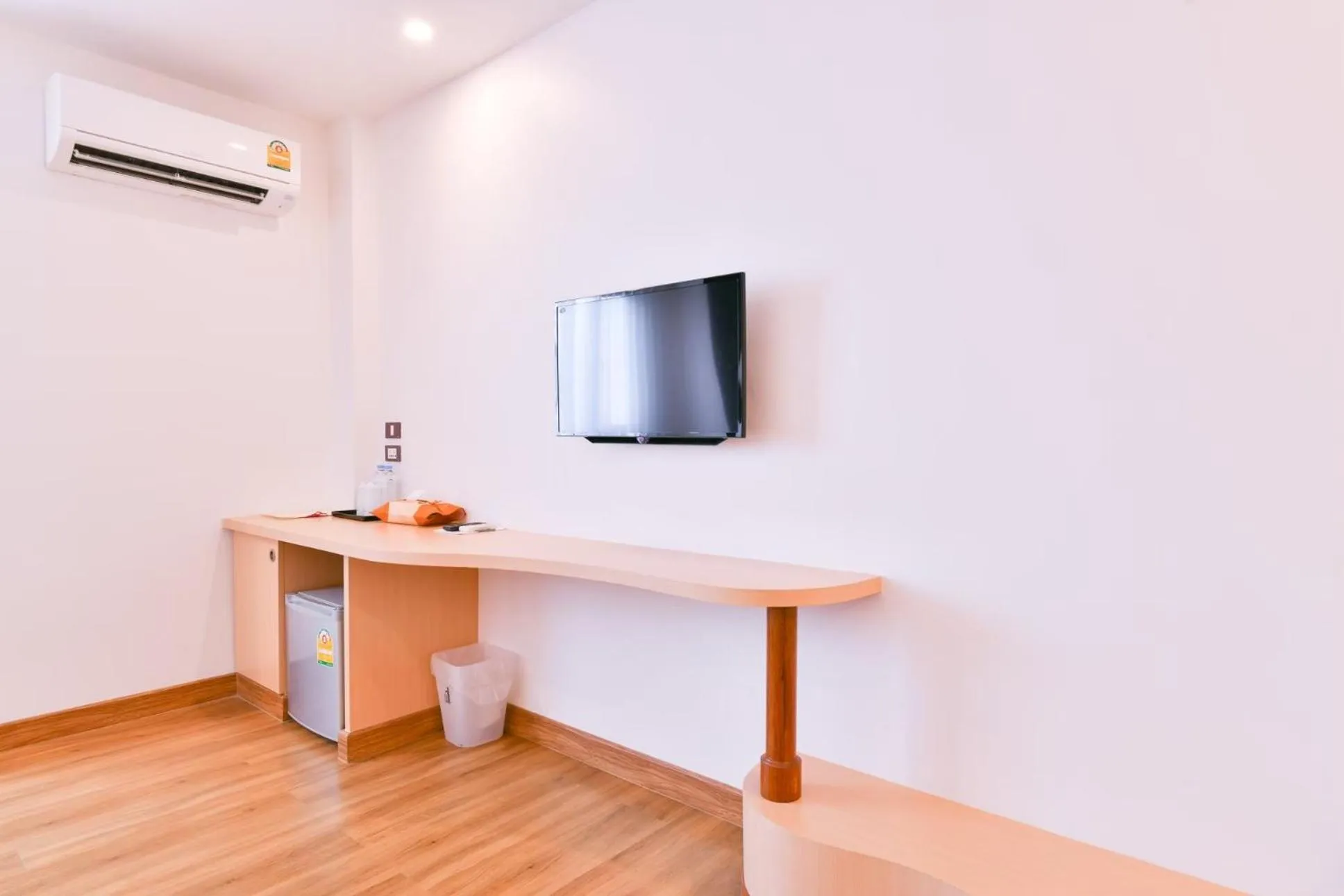 Bedroom in Marlin Hotel